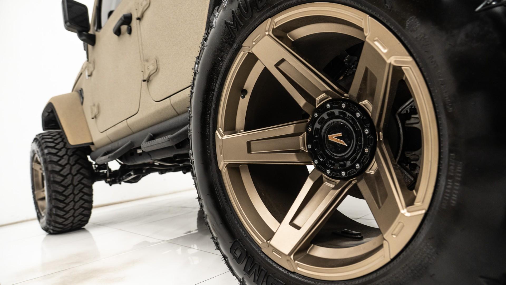 2024 JEEP WRANGLER in Tan, photo 28 of 58