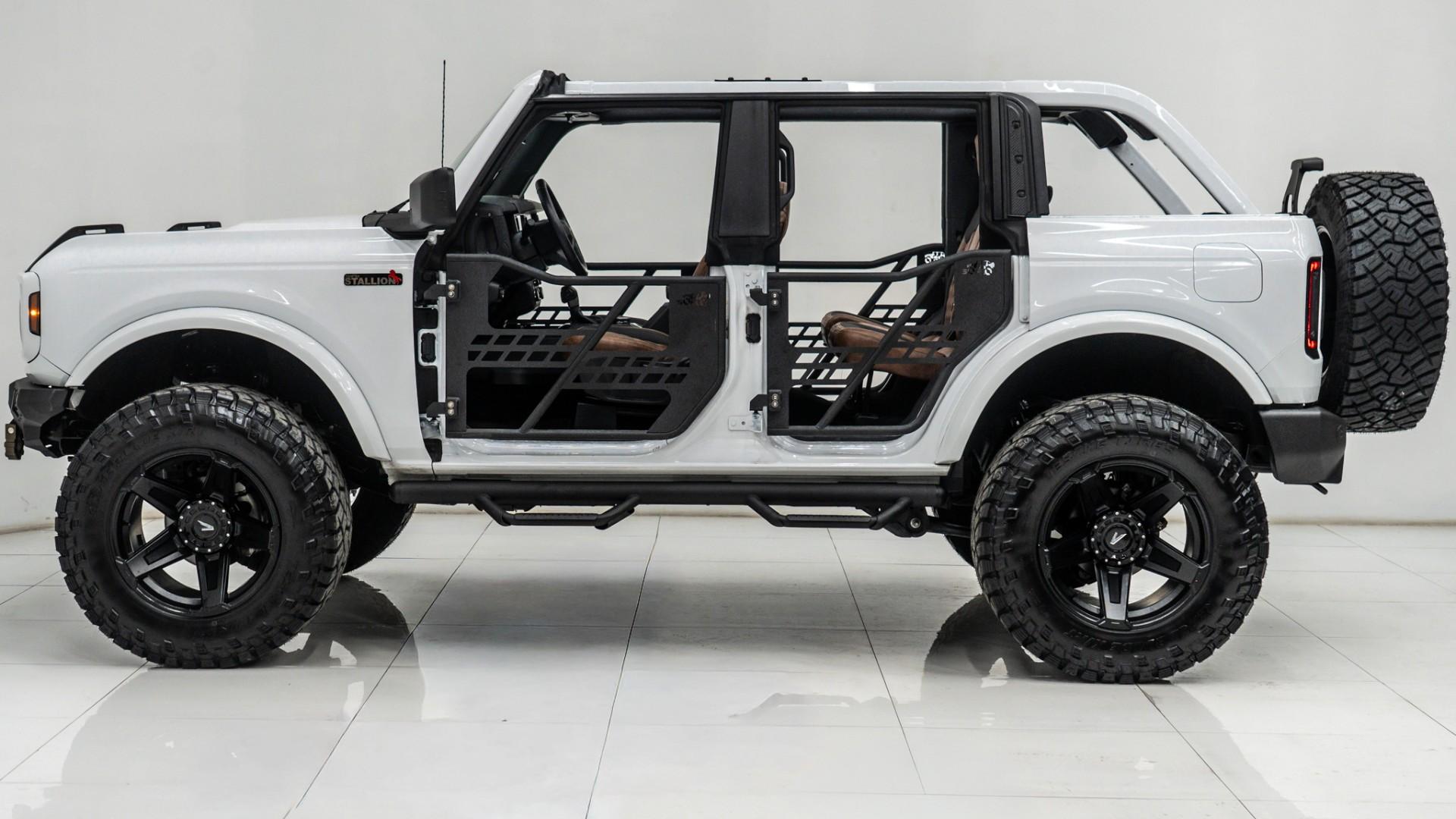 2025 FORD BRONCO in White, photo 4 of 56