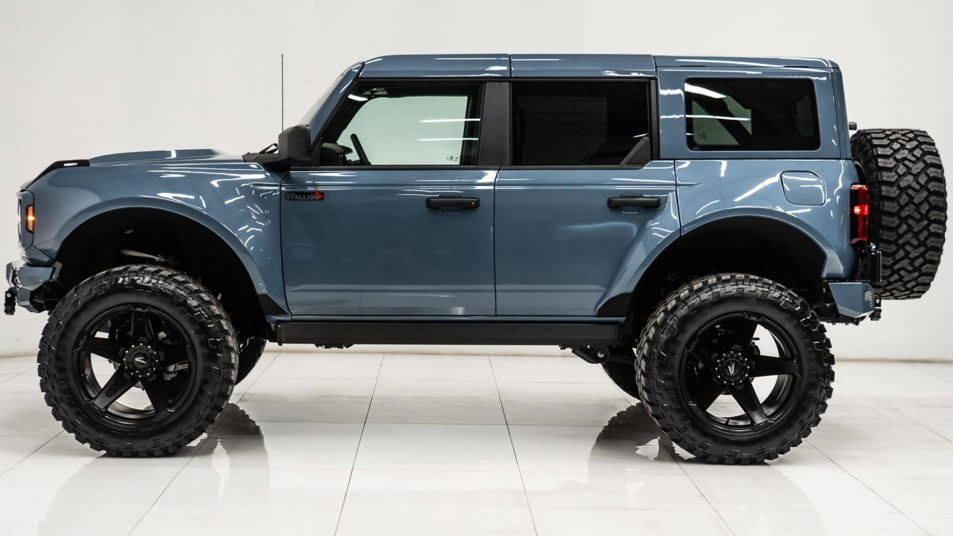2025 FORD BRONCO in Blue, photo 18 of 52