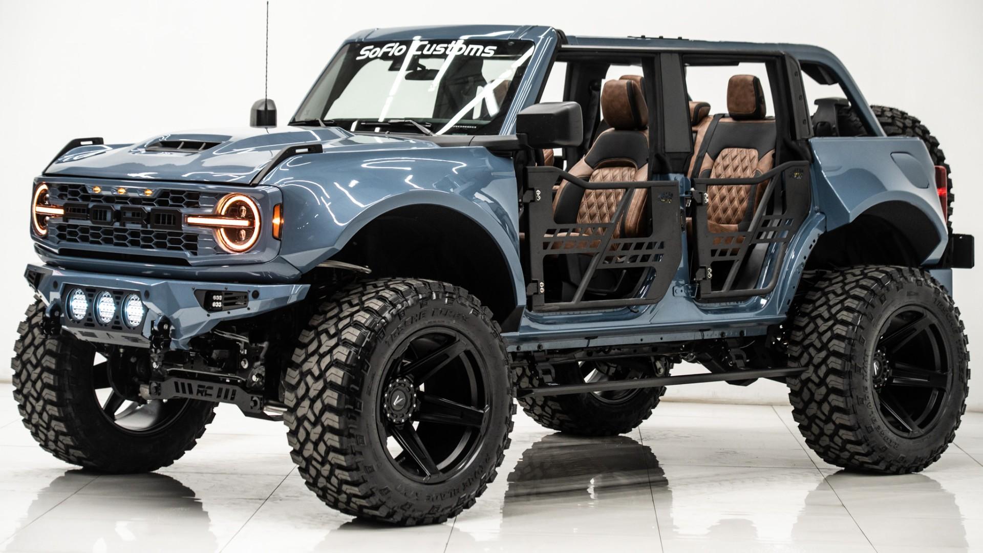 2025 FORD BRONCO in Blue, photo 7 of 52