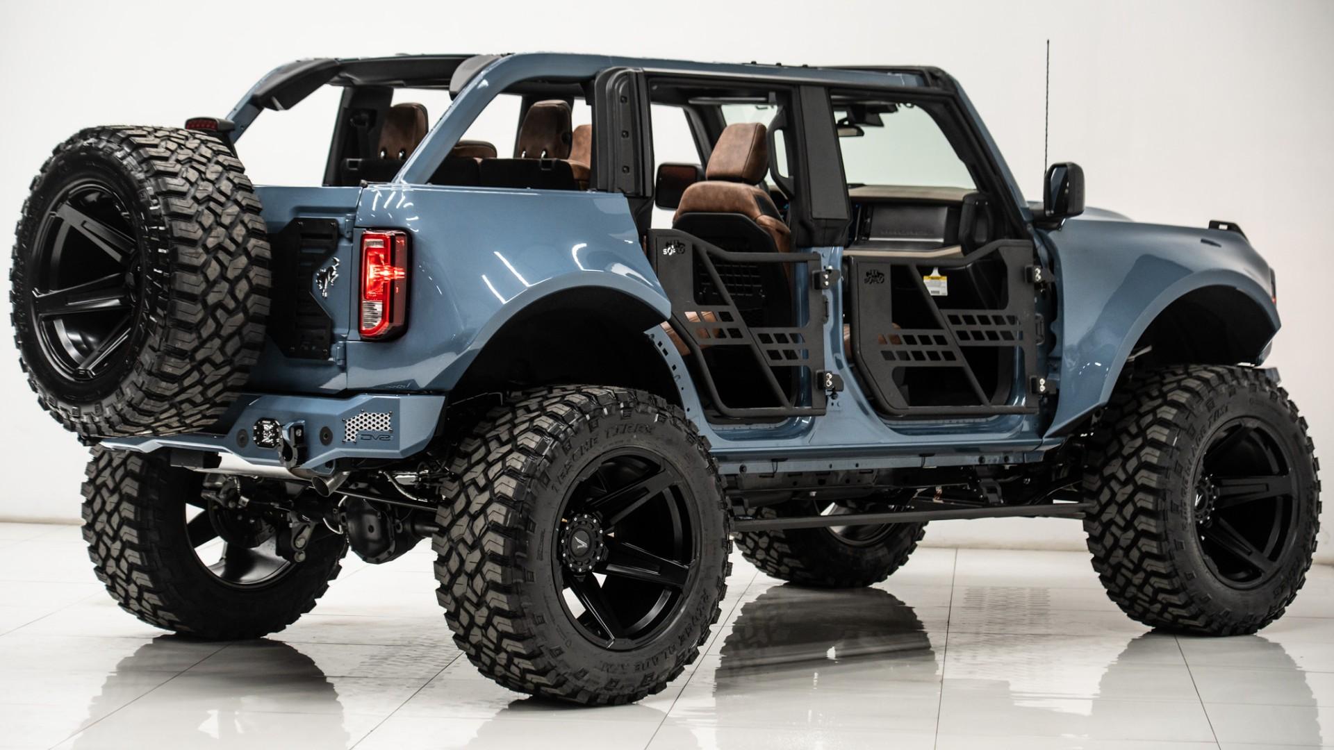 2025 FORD BRONCO in Blue, photo 9 of 52