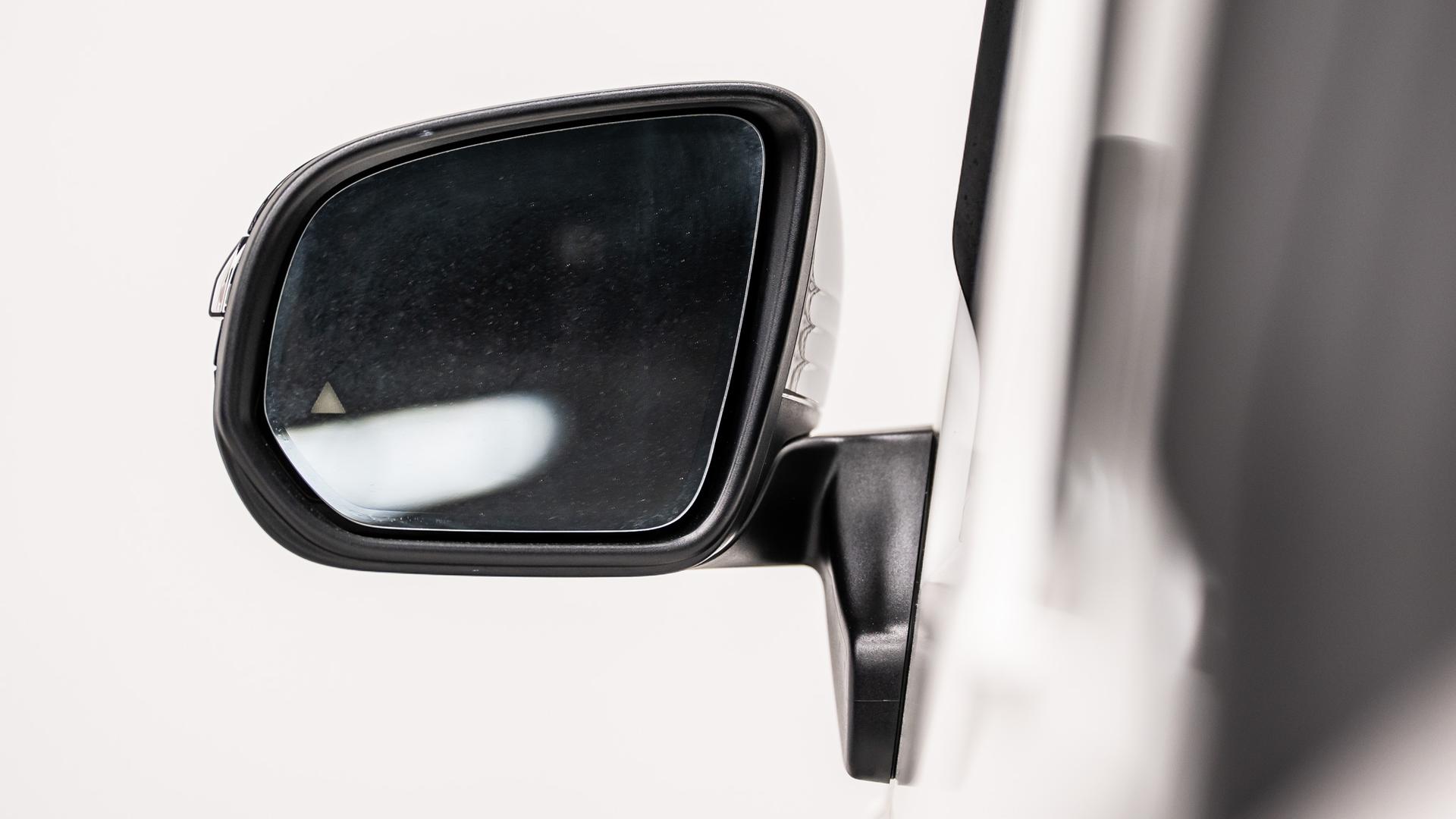 2026 MERCEDES-BENZ G-CLASS in White, photo 35 of 60