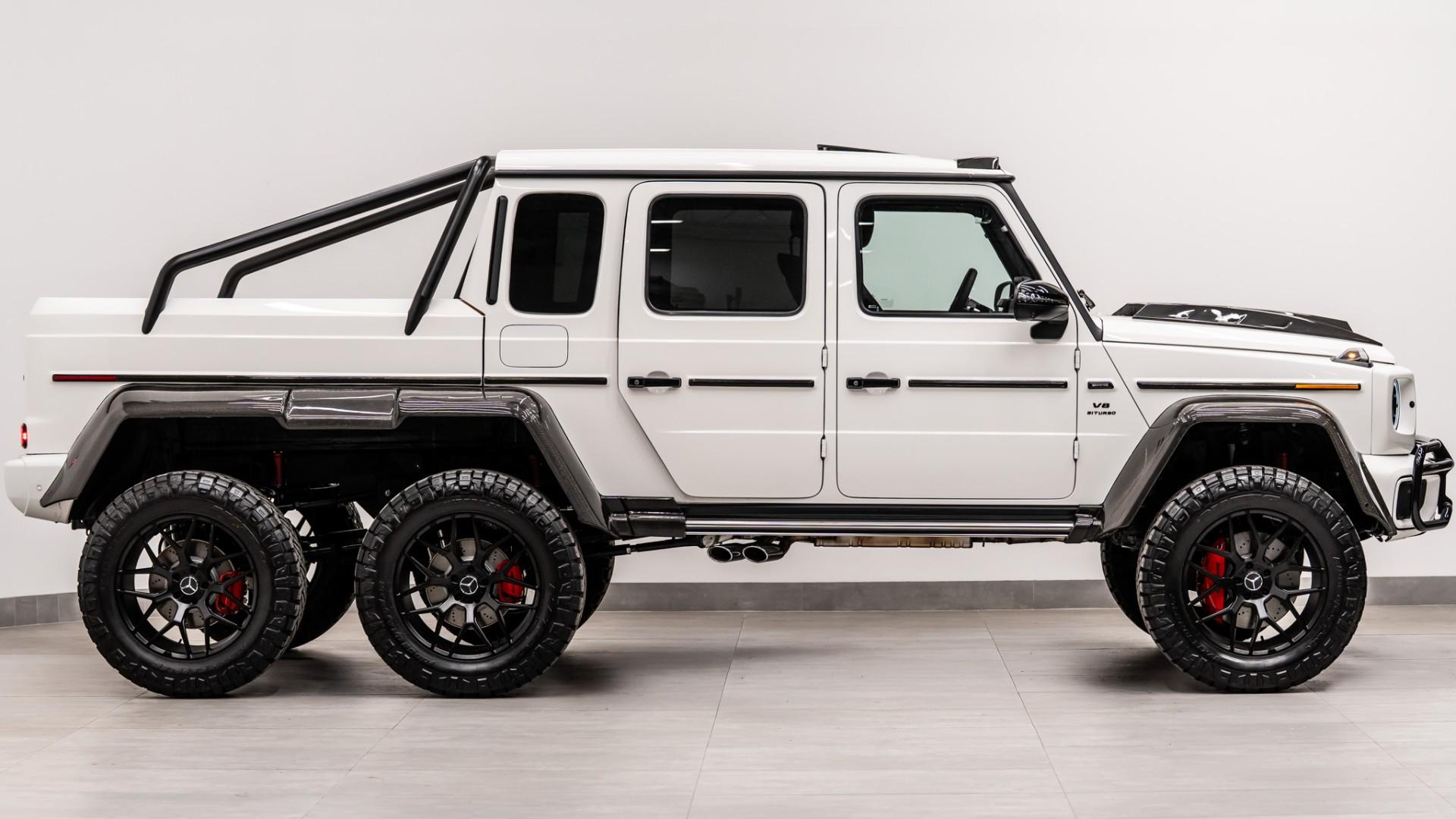 2026 MERCEDES-BENZ G-CLASS in White, photo 6 of 60