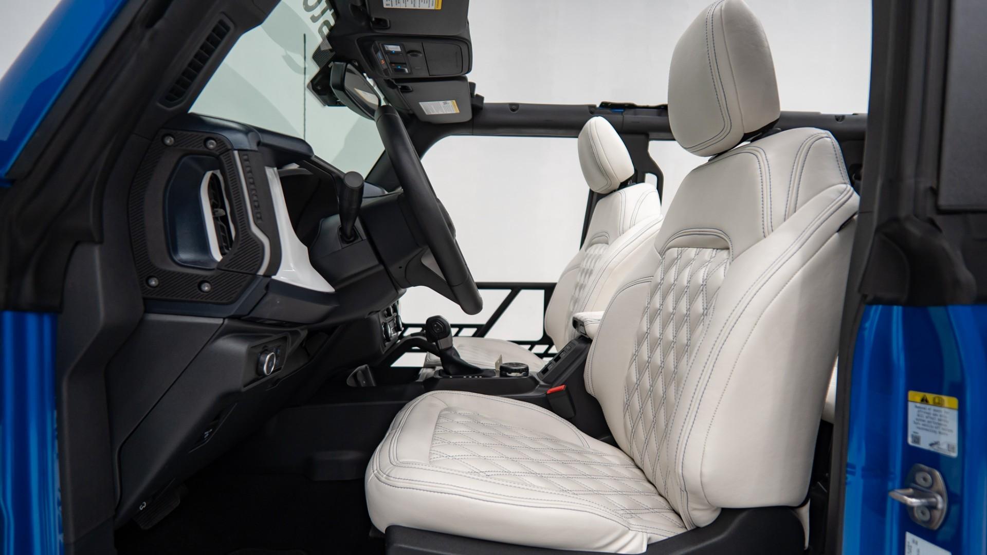 2023 FORD BRONCO in Blue, photo 35 of 47