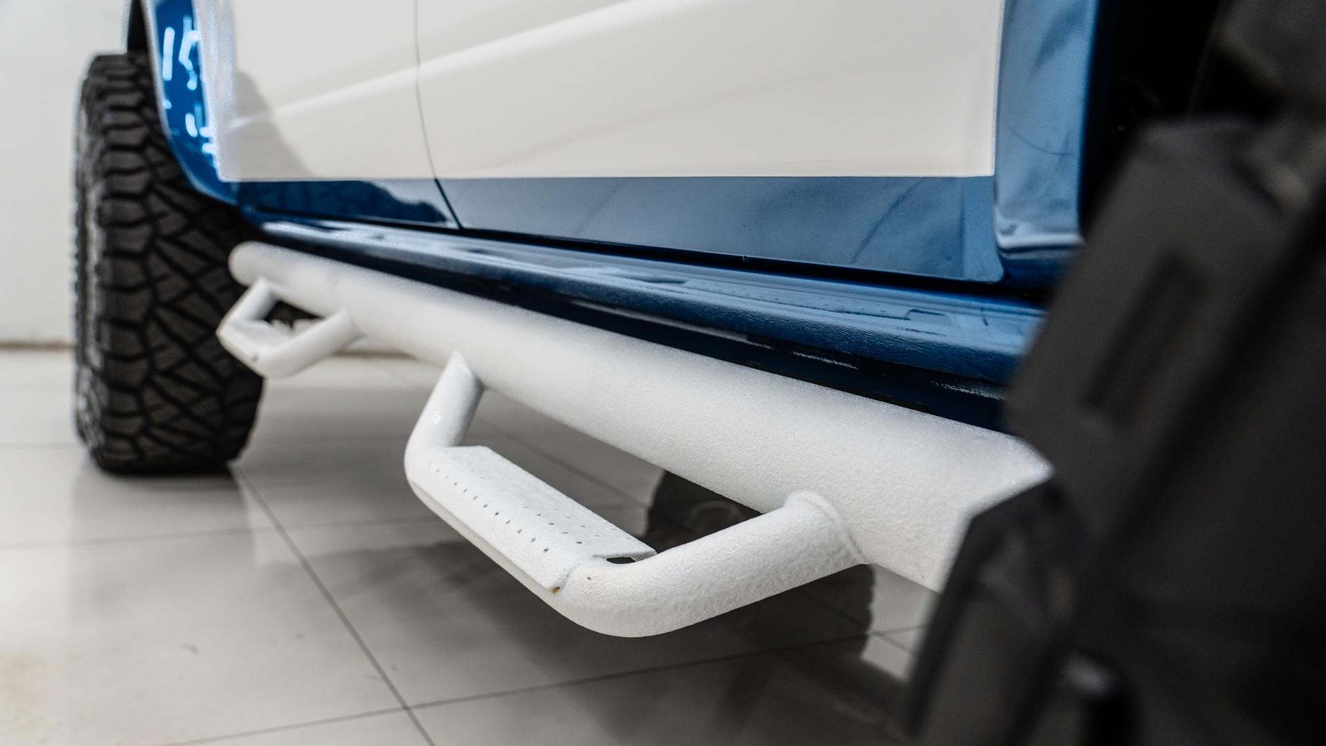 2023 FORD BRONCO in Blue, photo 20 of 47