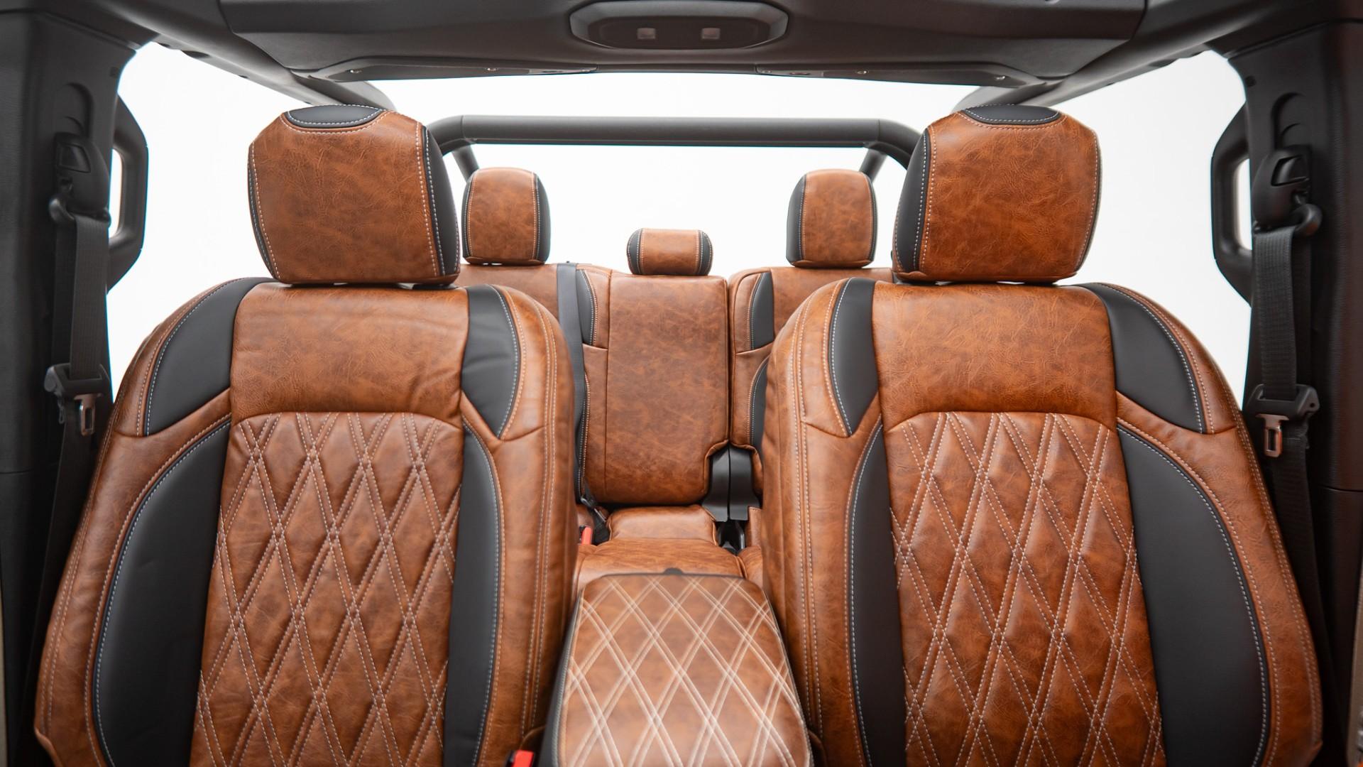 2025 JEEP GLADIATOR in Tan, photo 37 of 59