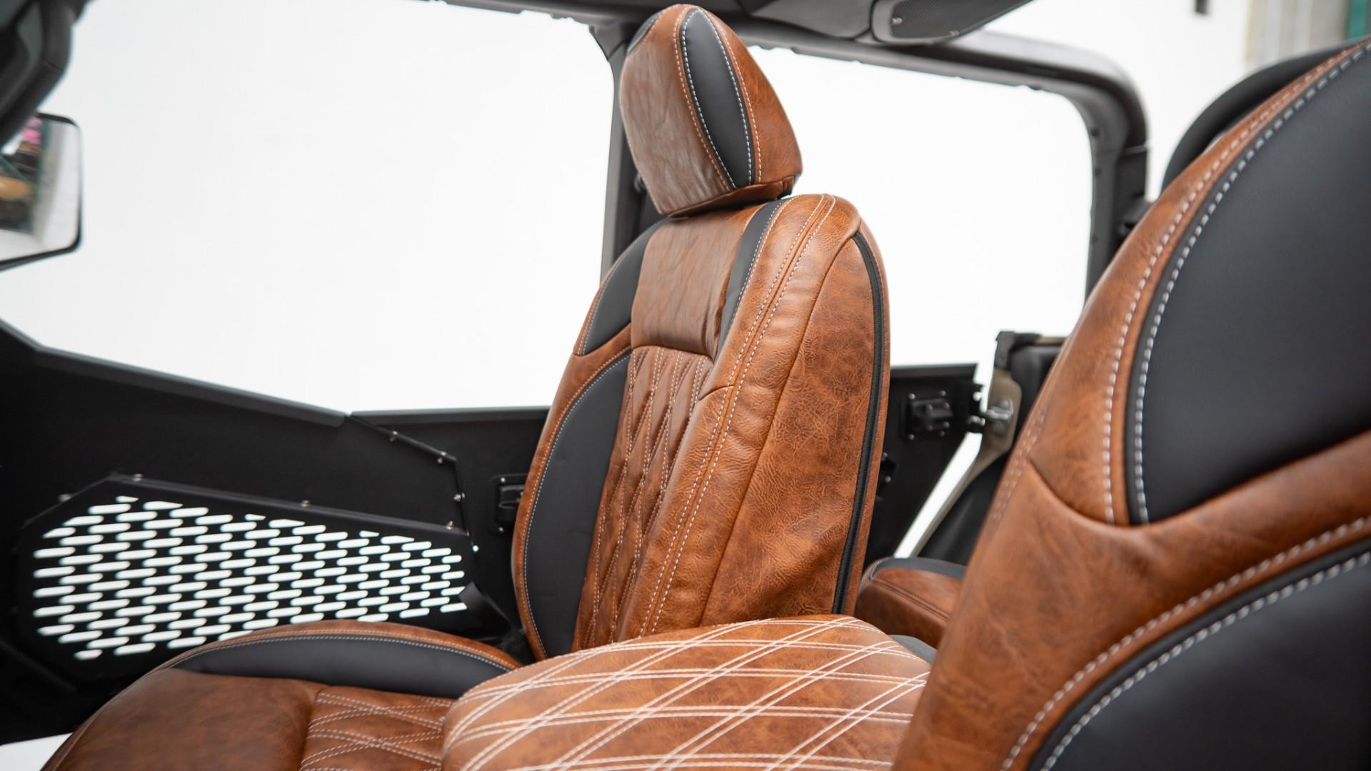 2025 JEEP GLADIATOR in Tan, photo 46 of 59