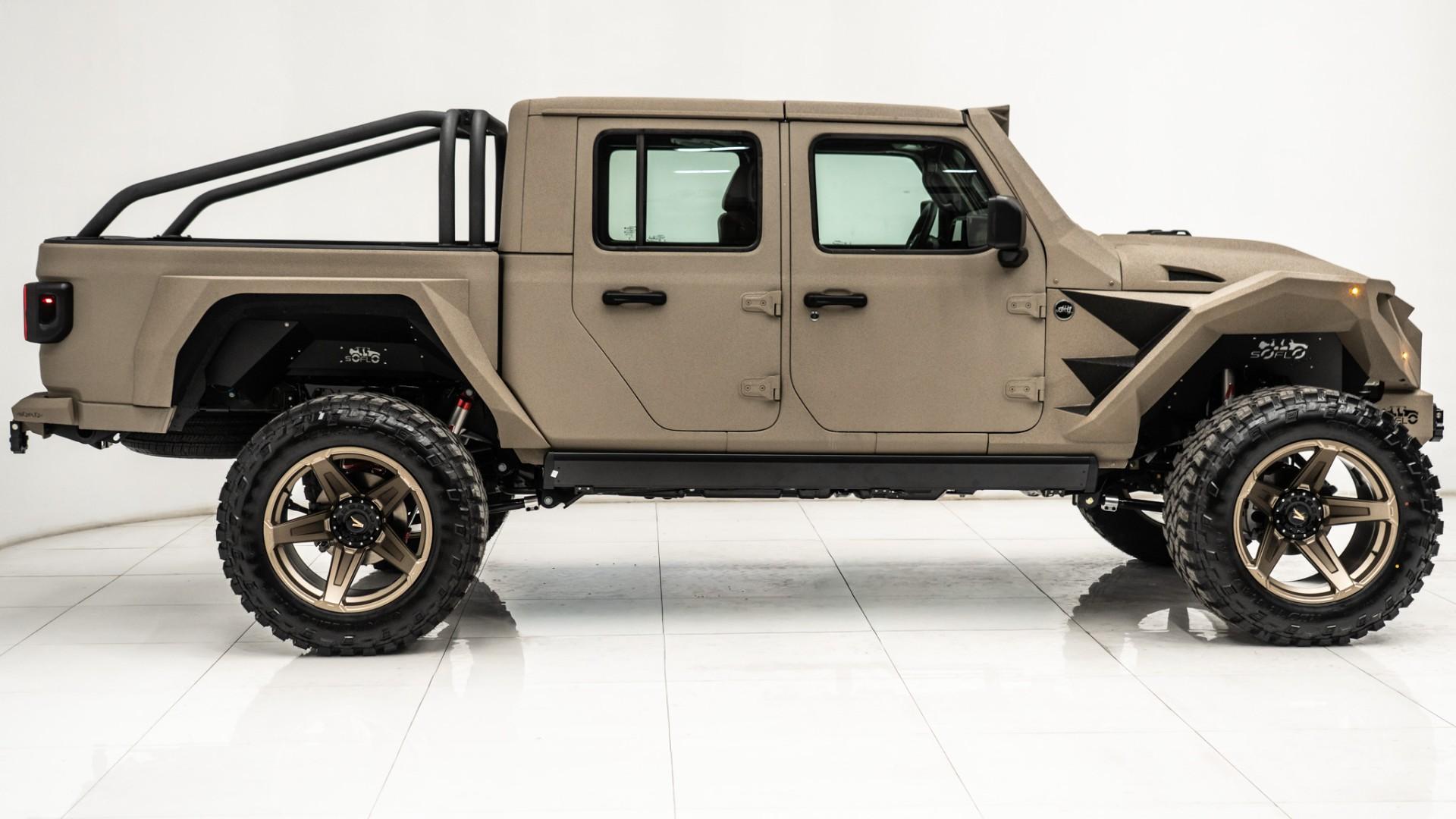 2025 JEEP GLADIATOR in Tan, photo 8 of 59