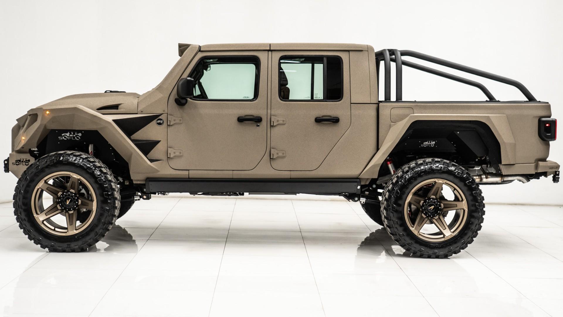 2025 JEEP GLADIATOR in Tan, photo 22 of 59