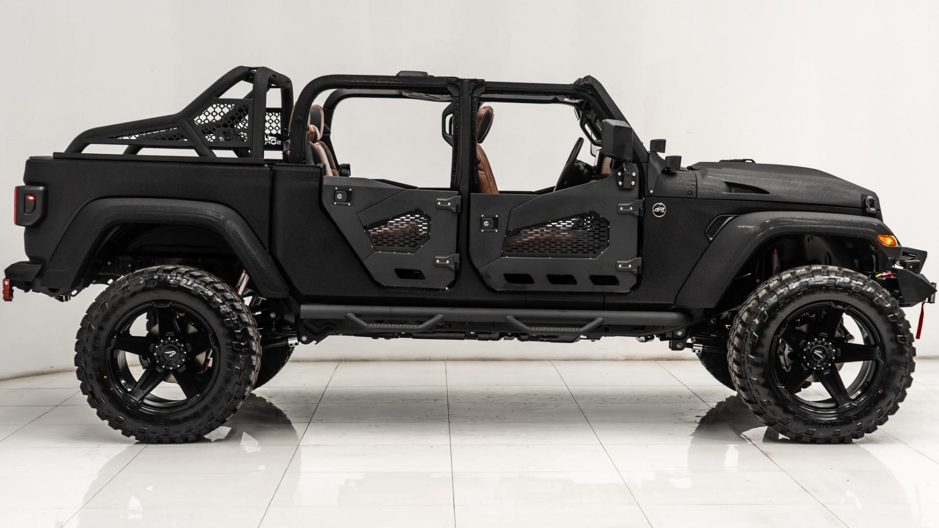 2025 JEEP GLADIATOR in Black, photo 12 of 60