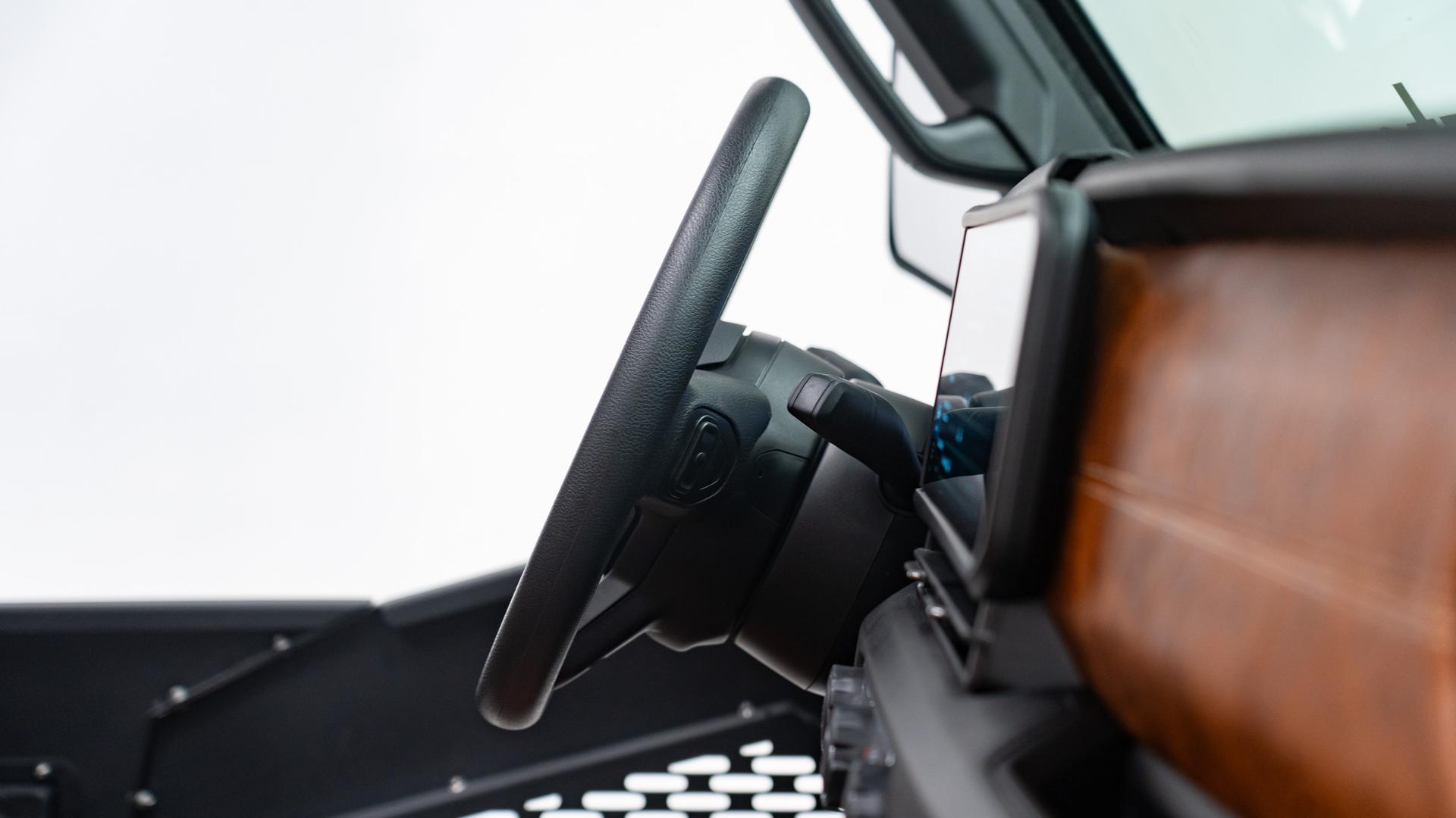 2025 JEEP GLADIATOR in Black, photo 41 of 60