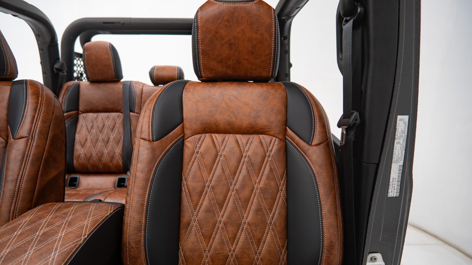 2025 JEEP GLADIATOR in Black, photo 50 of 60
