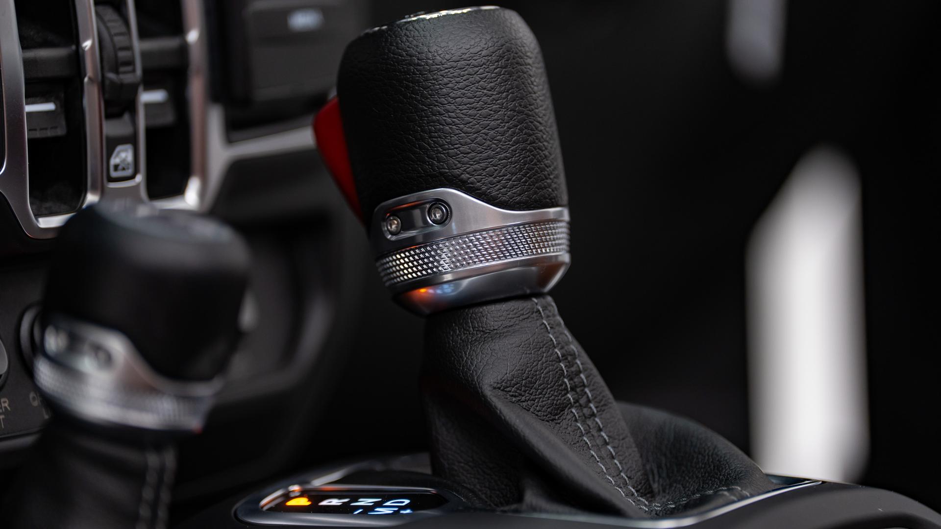 2025 JEEP GLADIATOR in Black, photo 54 of 60