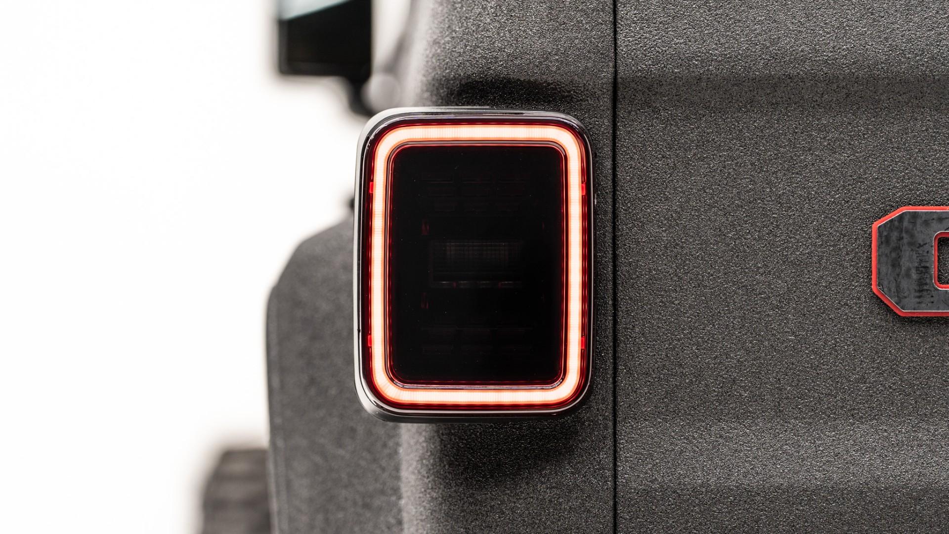 2025 JEEP GLADIATOR in Black, photo 32 of 60