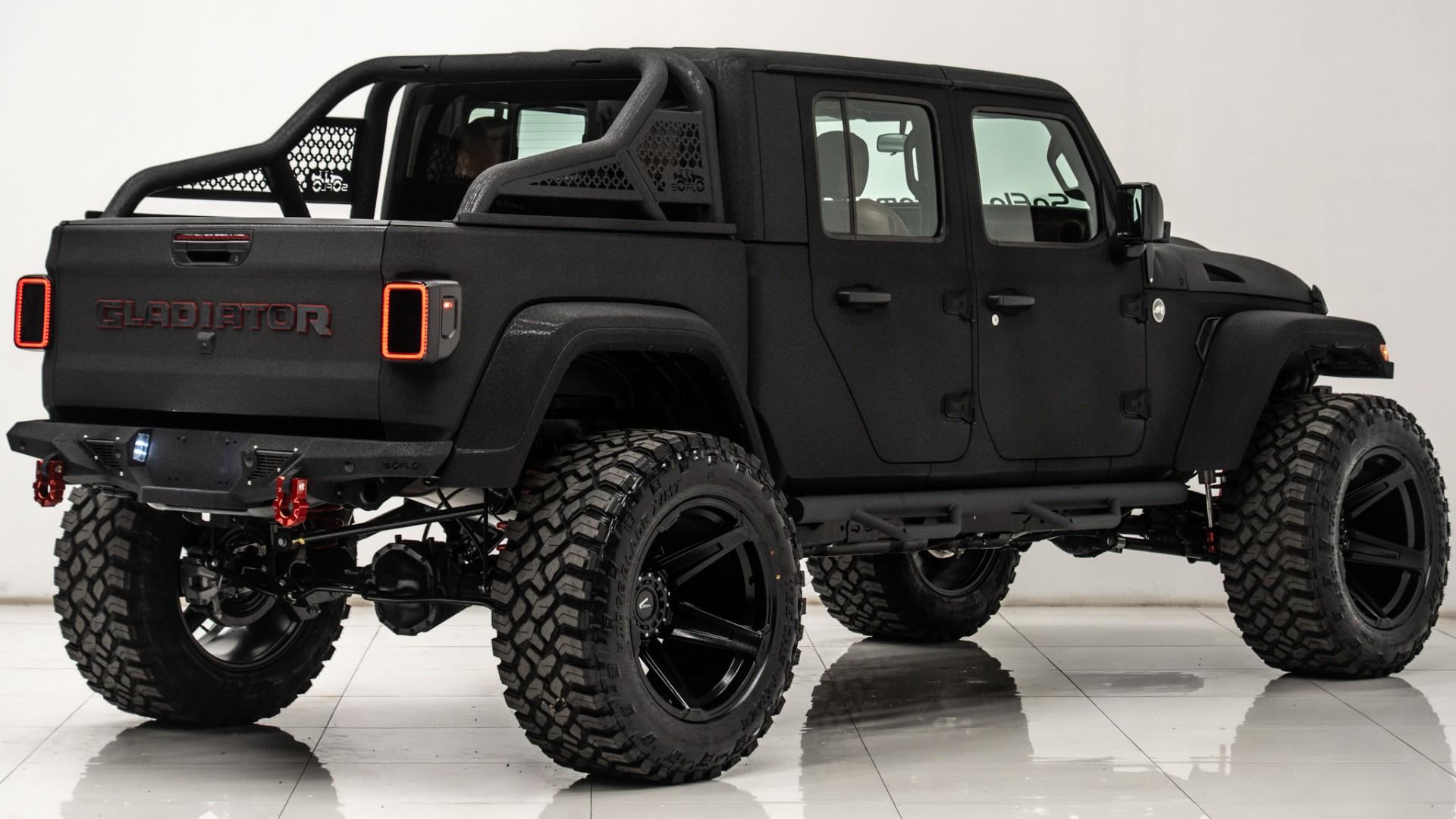 2025 JEEP GLADIATOR in Black, photo 8 of 60