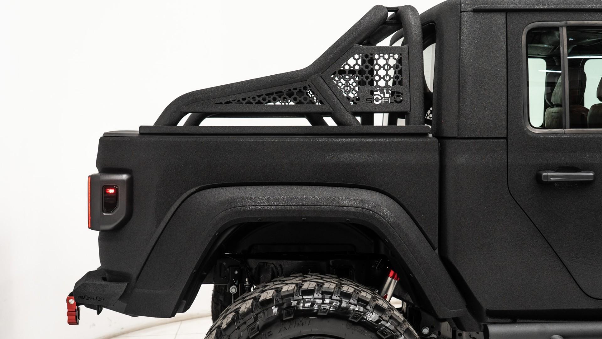 2025 JEEP GLADIATOR in Black, photo 5 of 60