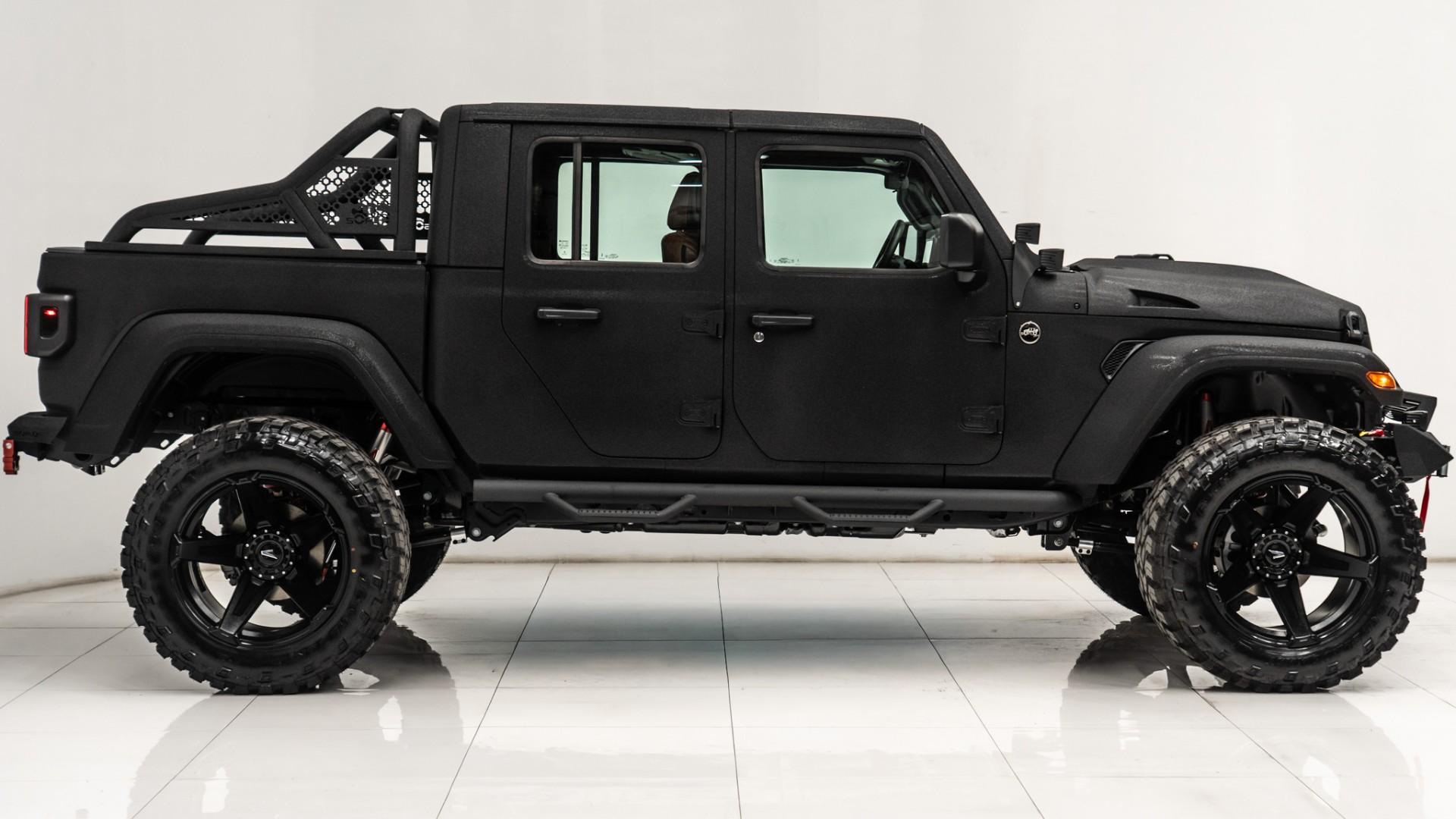 2025 JEEP GLADIATOR in Black, photo 4 of 60