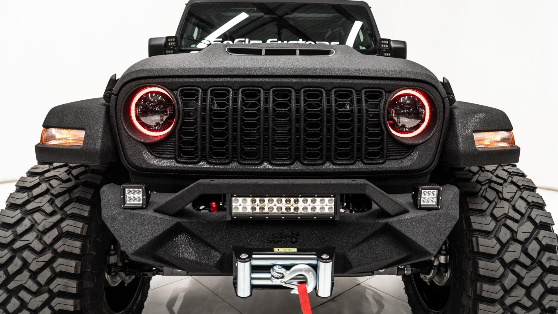 2025 JEEP GLADIATOR in Black, photo 17 of 60