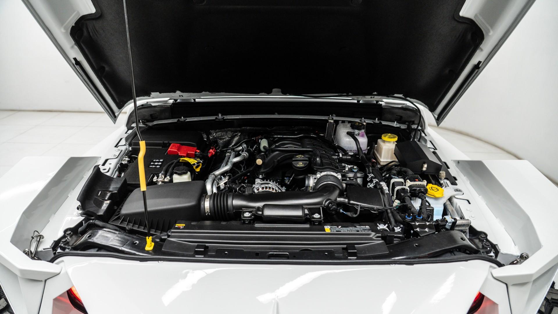2025 JEEP GLADIATOR in White, photo 20 of 59