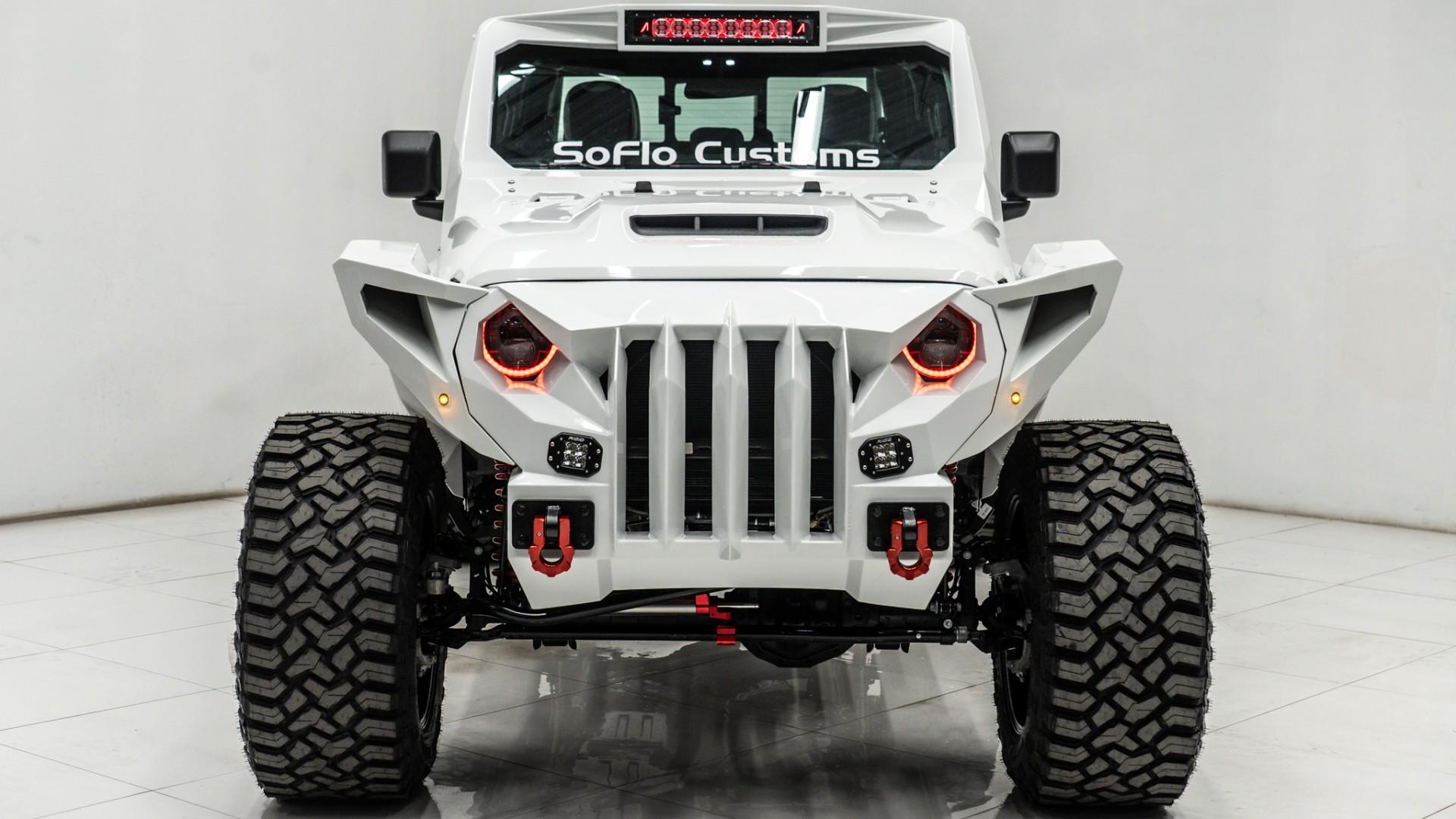 2025 JEEP GLADIATOR in White, photo 14 of 59