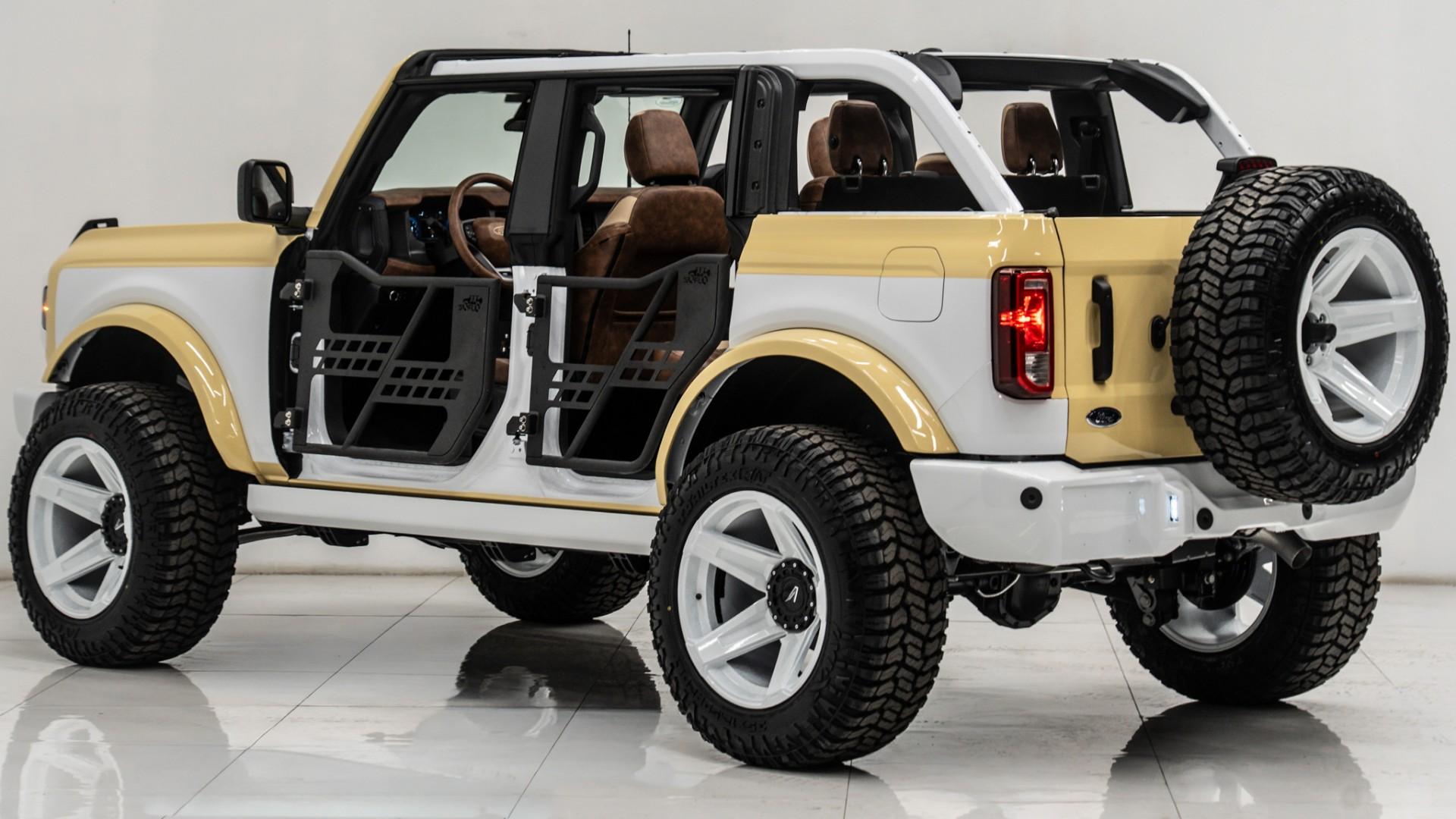 2025 FORD BRONCO in Yellow, photo 28 of 55