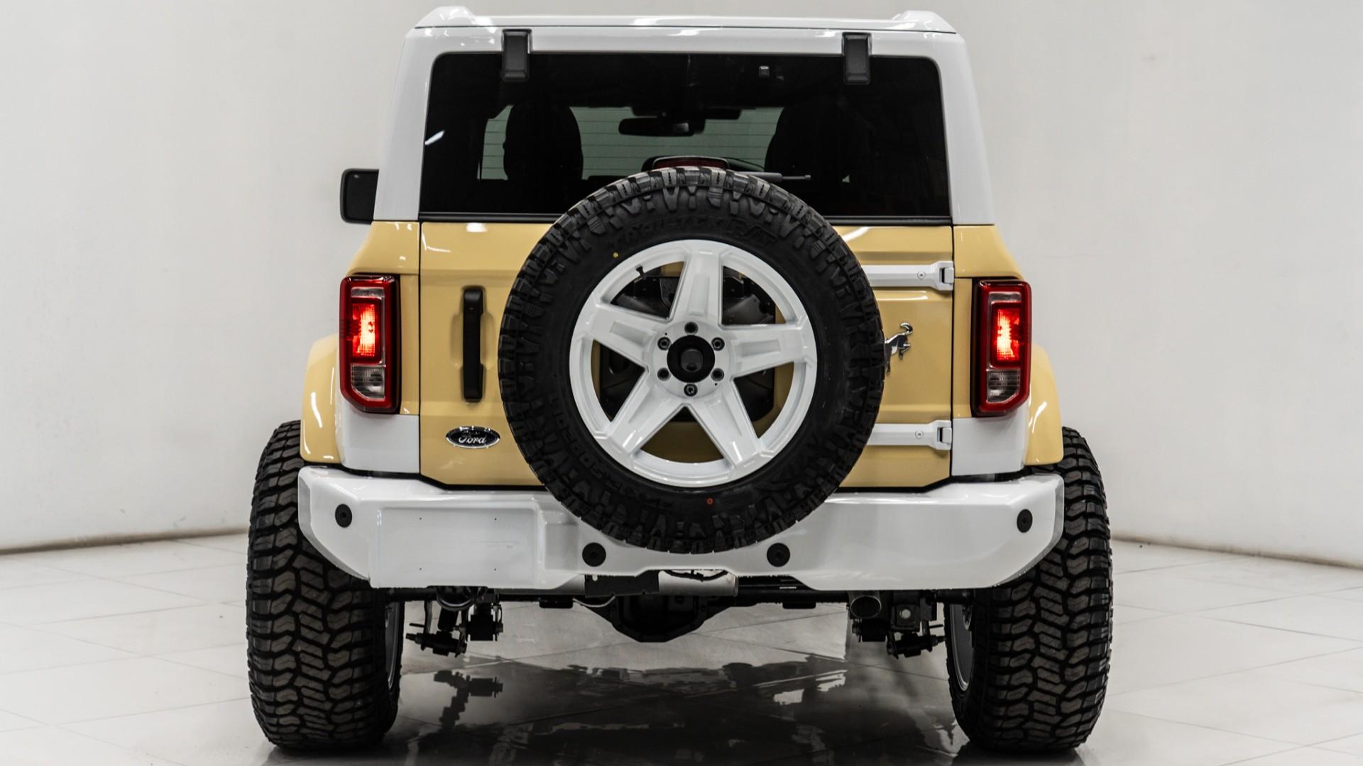 2025 FORD BRONCO in Yellow, photo 8 of 55