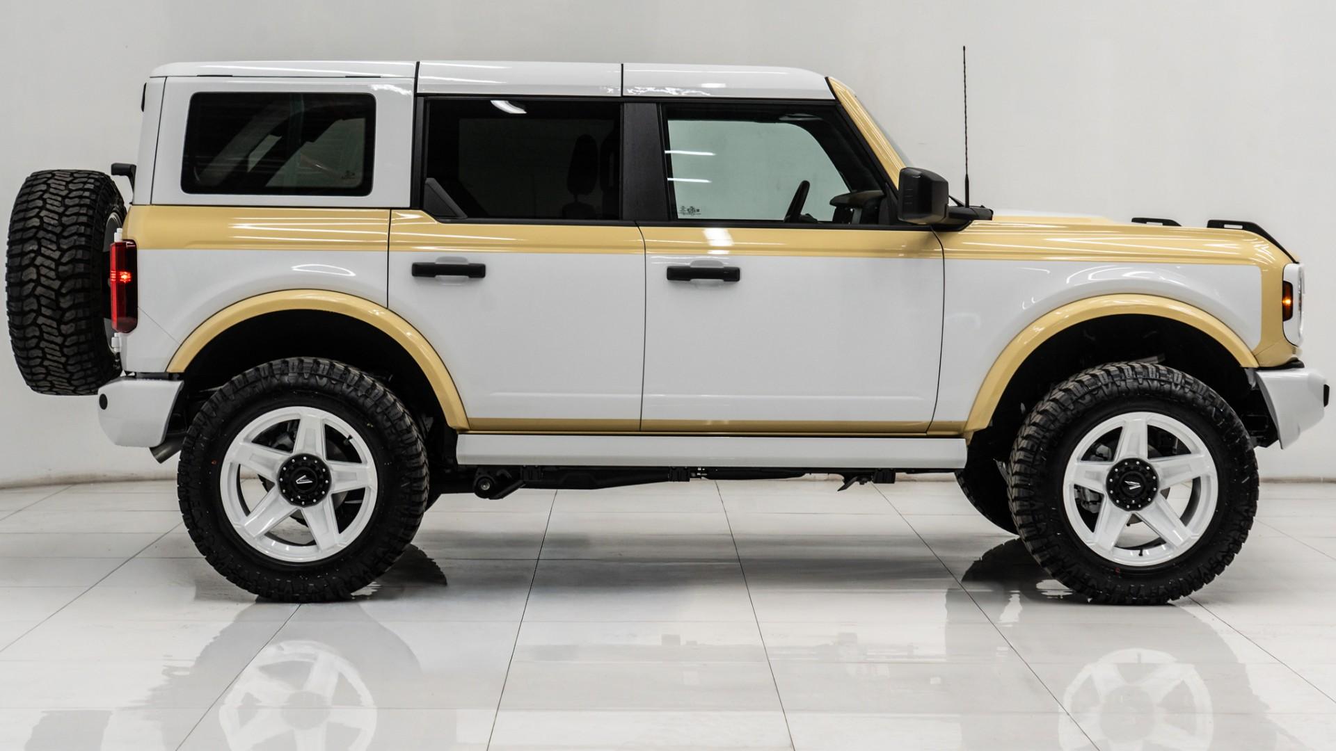 2025 FORD BRONCO in Yellow, photo 4 of 55