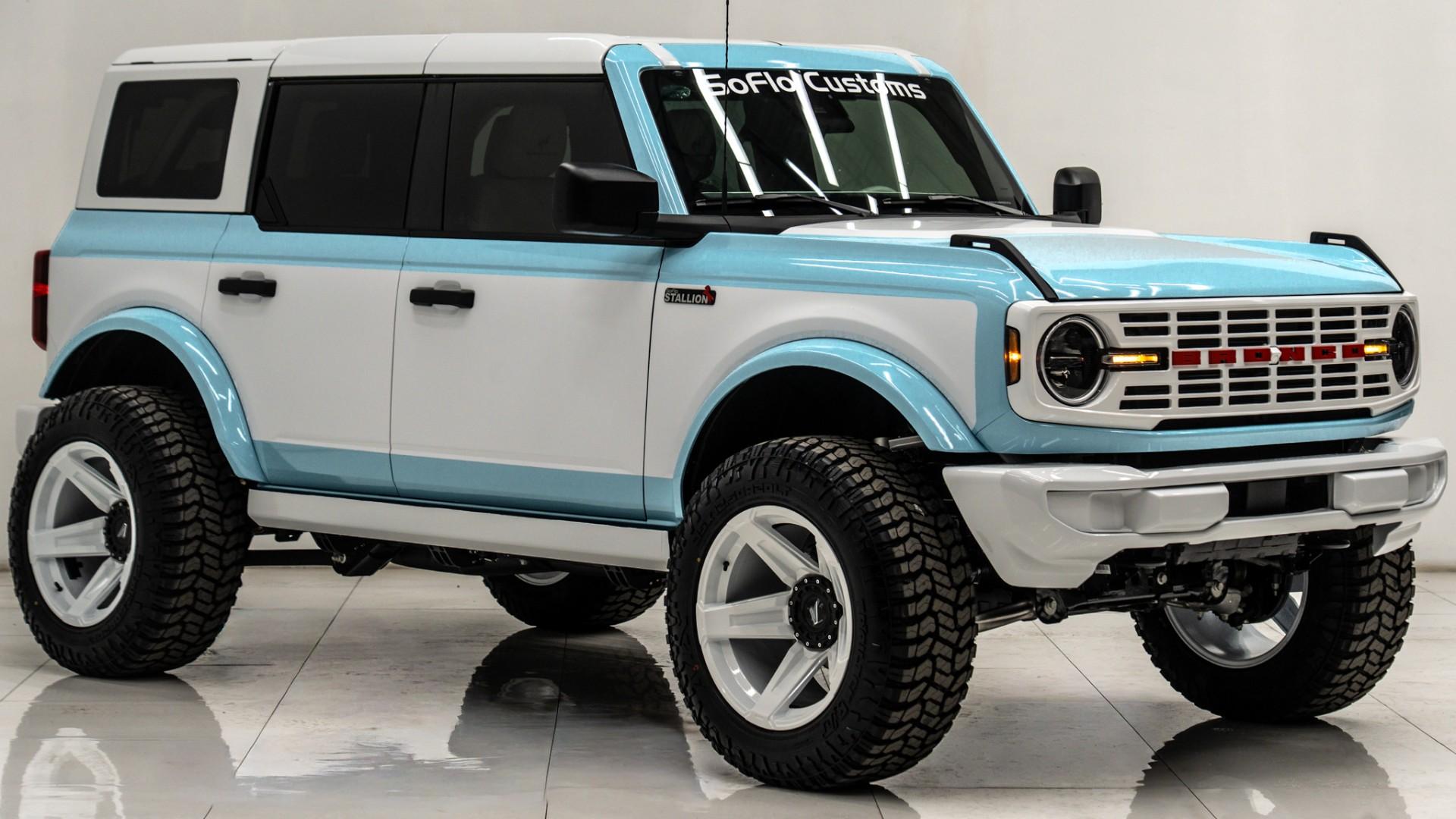 2025 FORD BRONCO in Blue, photo 10 of 55