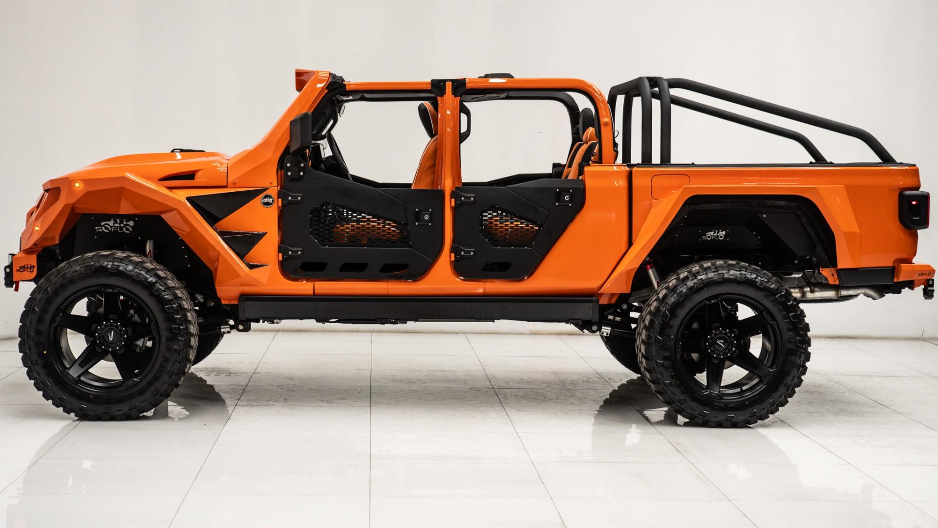 2025 JEEP GLADIATOR in Orange, photo 10 of 58