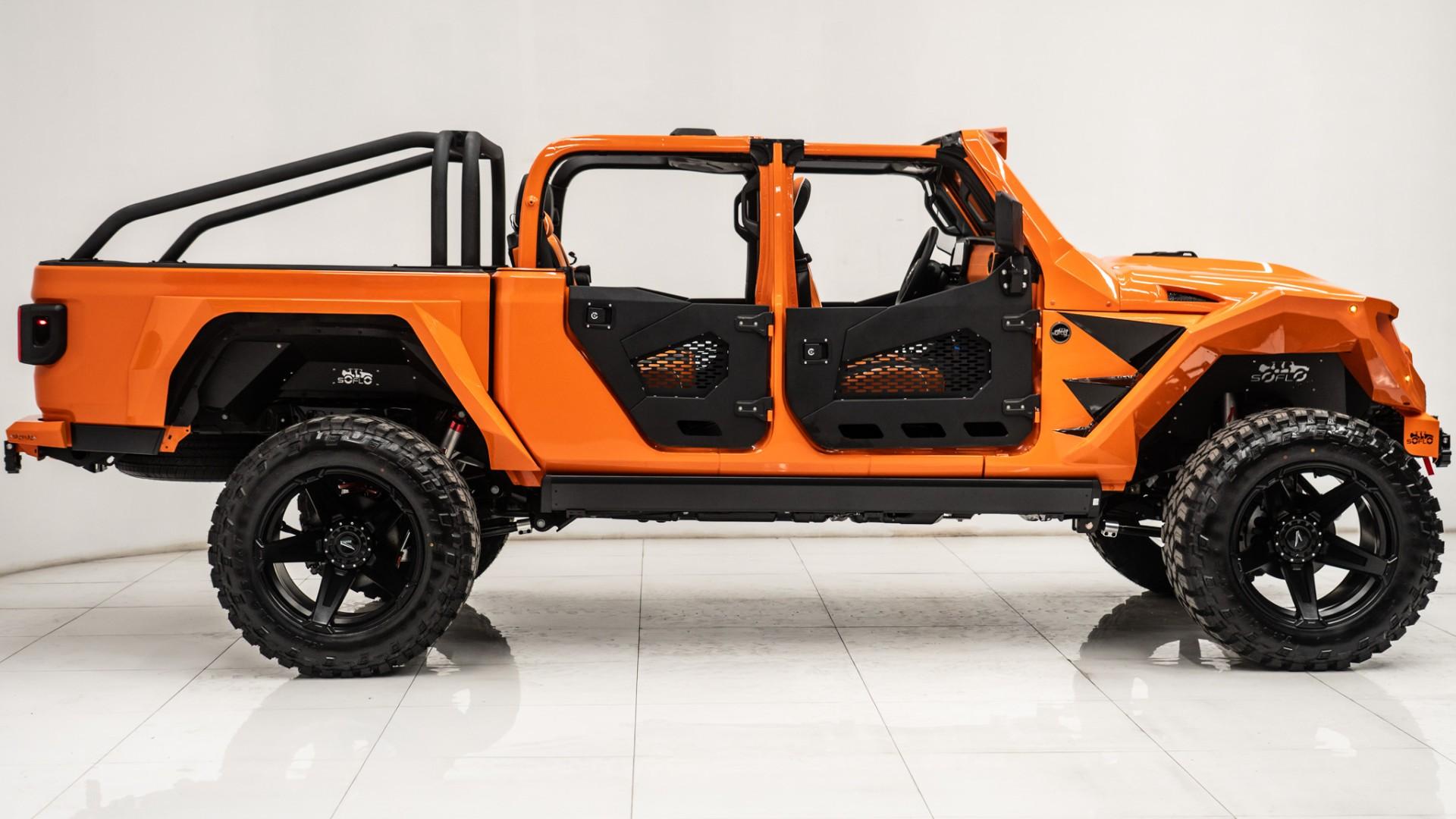 2025 JEEP GLADIATOR in Orange, photo 12 of 58