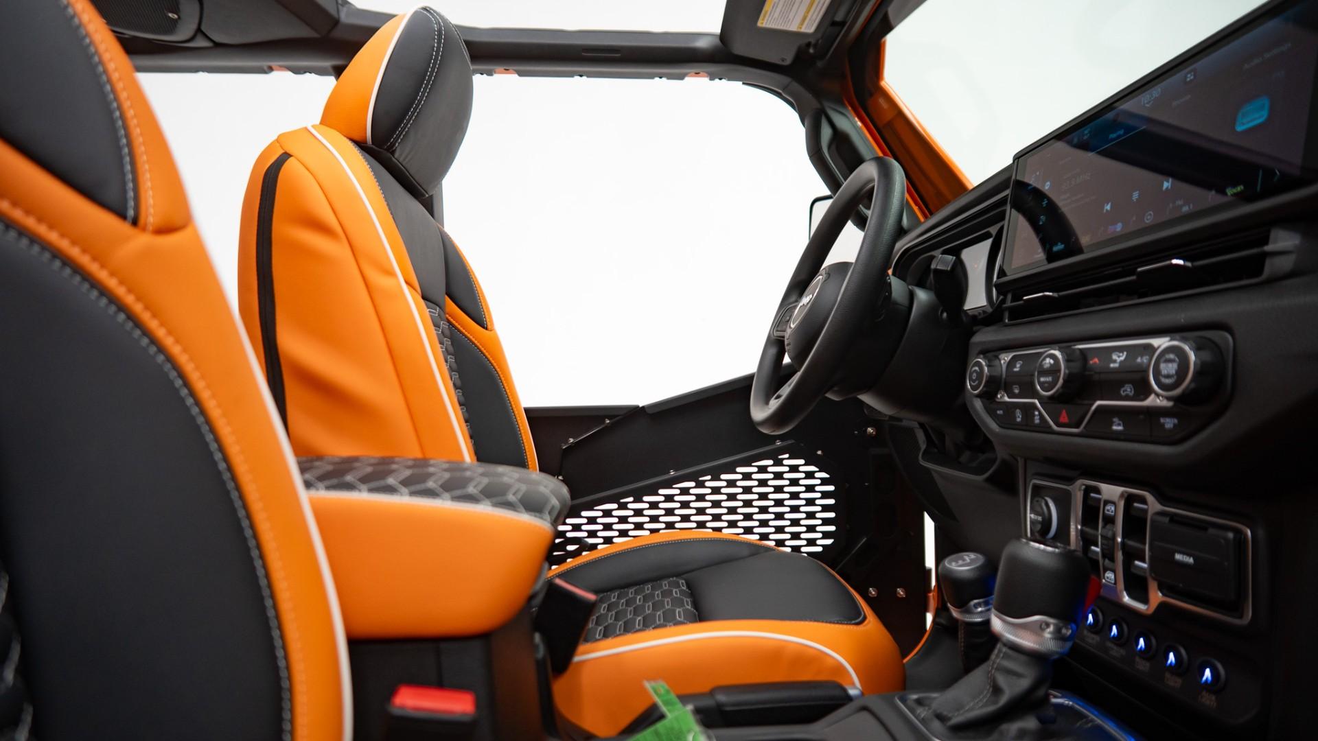 2025 JEEP GLADIATOR in Orange, photo 49 of 58