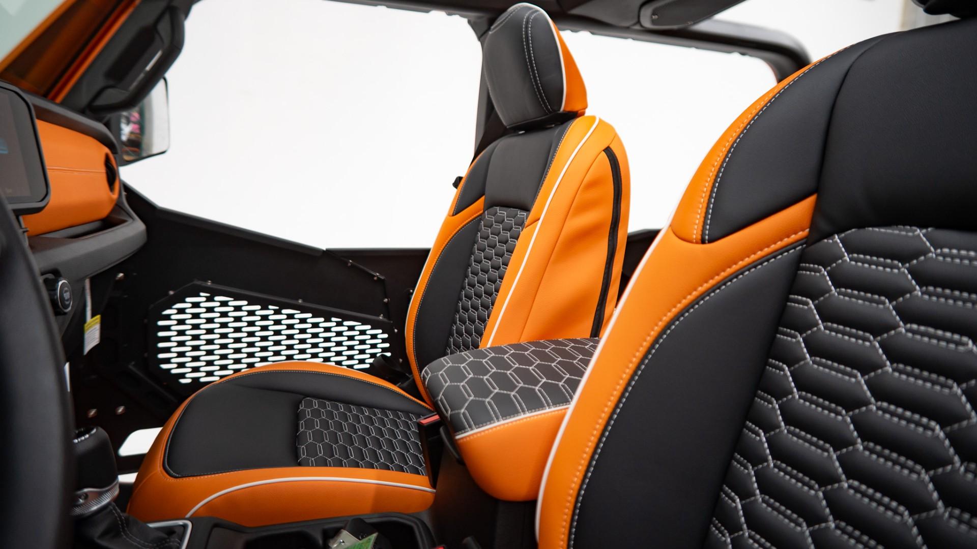 2025 JEEP GLADIATOR in Orange, photo 44 of 58