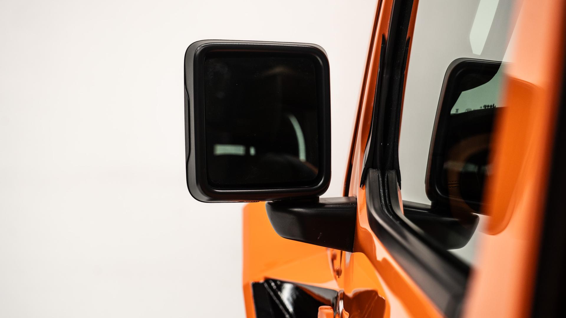 2025 JEEP GLADIATOR in Orange, photo 29 of 58