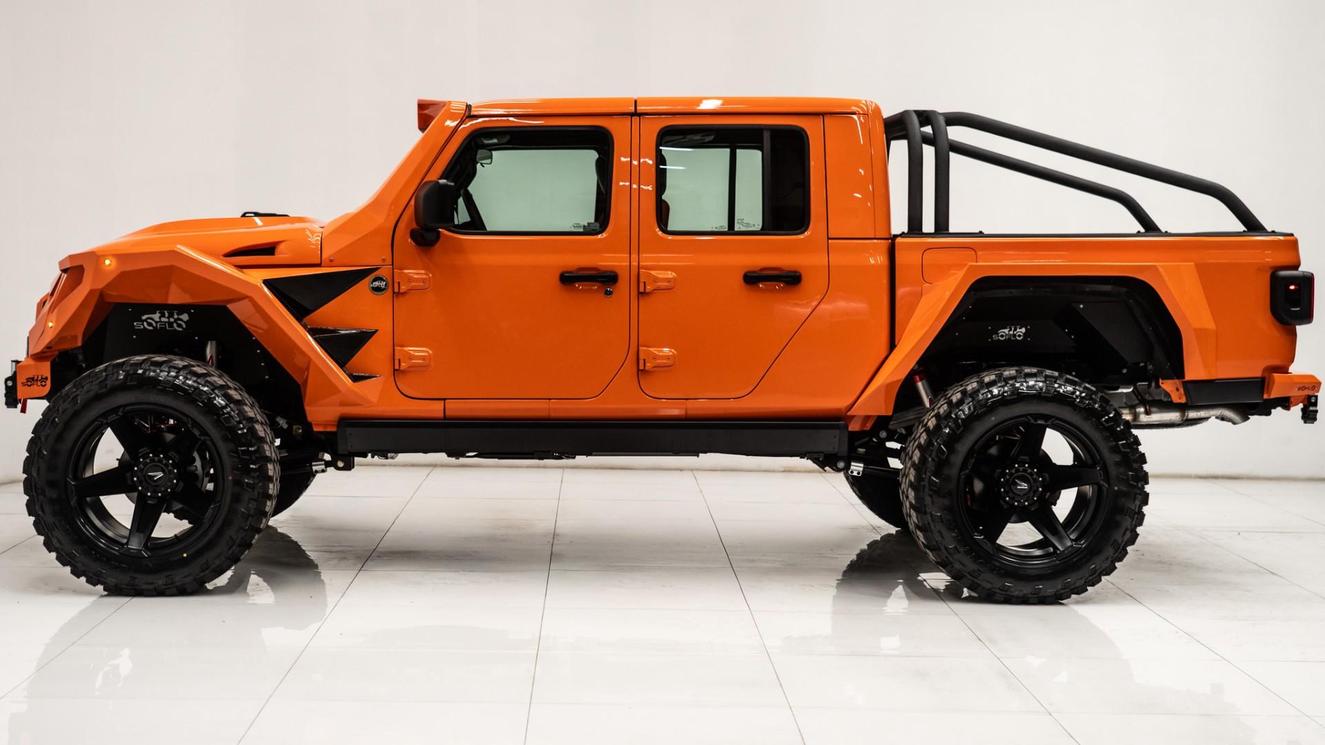 2025 JEEP GLADIATOR in Orange, photo 24 of 58
