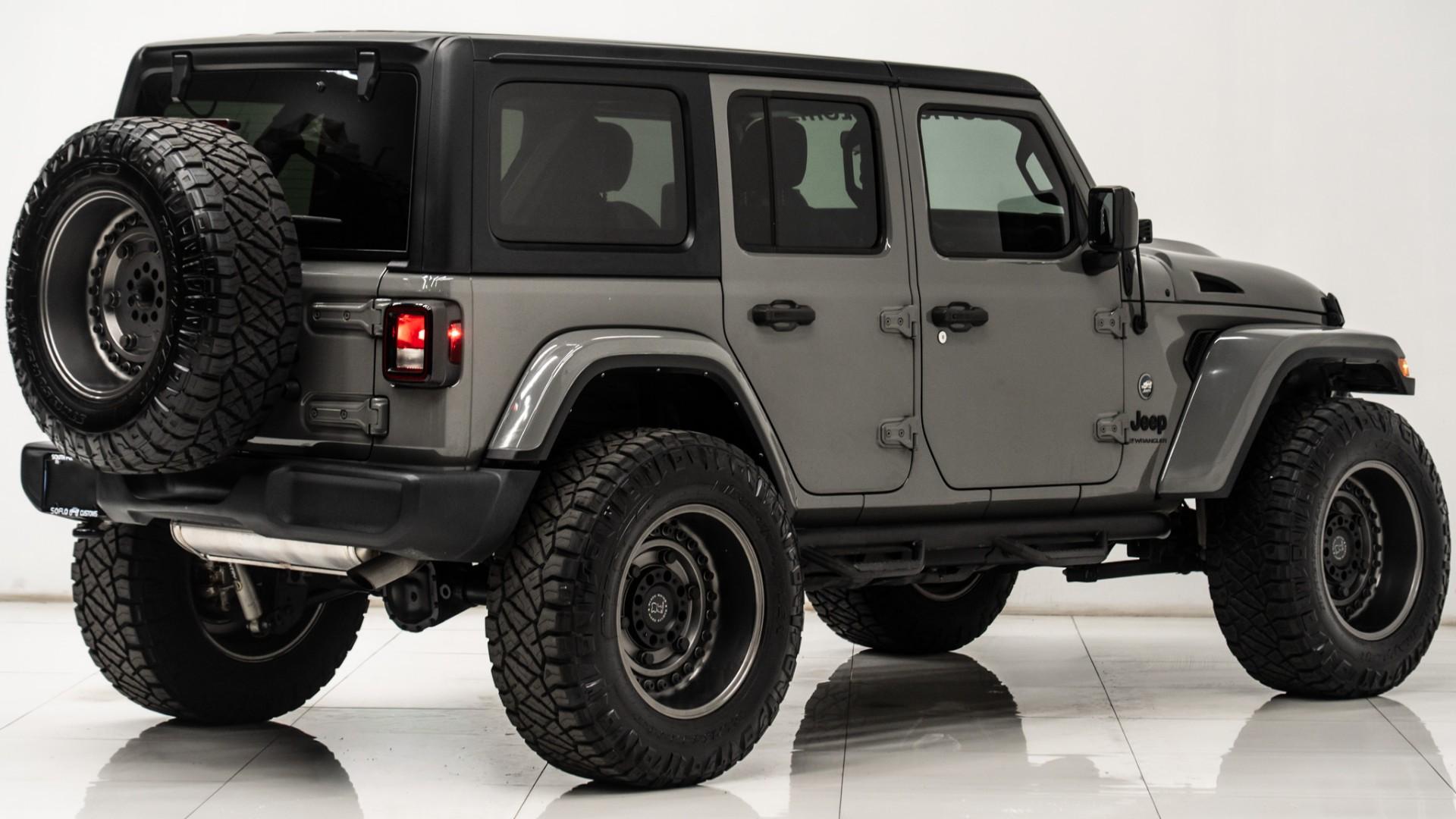 2023 JEEP WRANGLER in Gray, photo 7 of 58