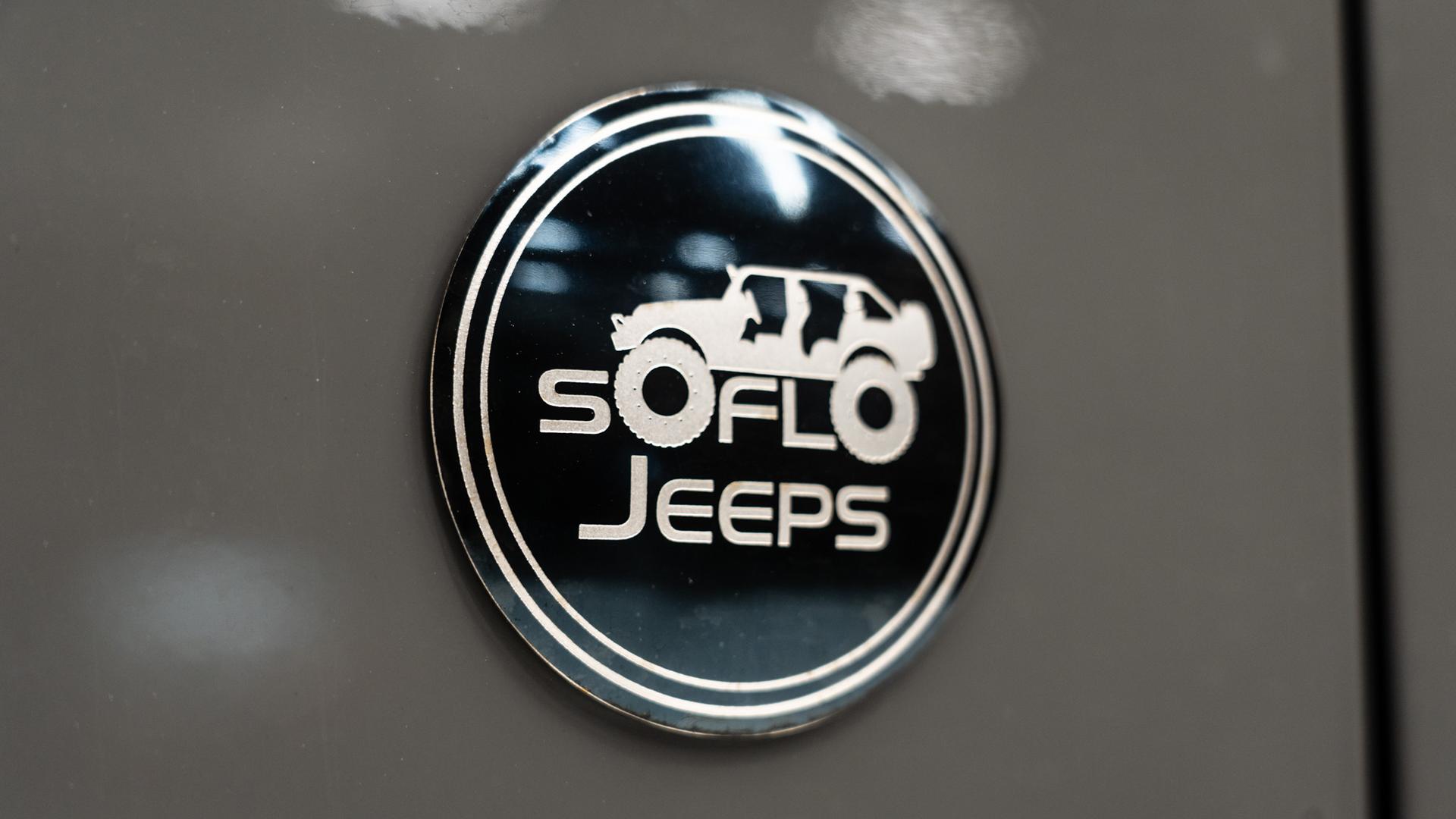2023 JEEP WRANGLER in Gray, photo 28 of 58