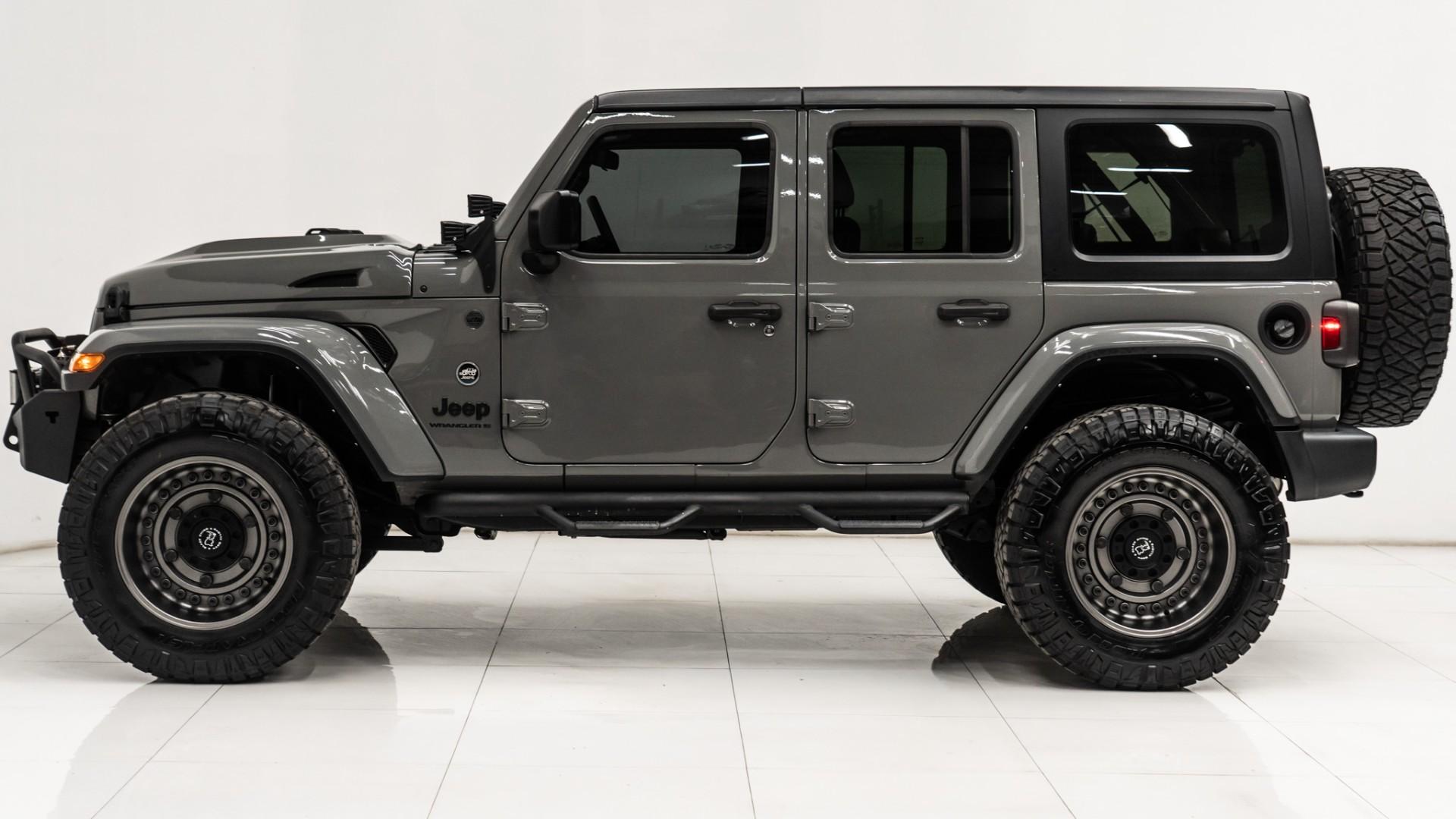 2023 JEEP WRANGLER in Gray, photo 25 of 58
