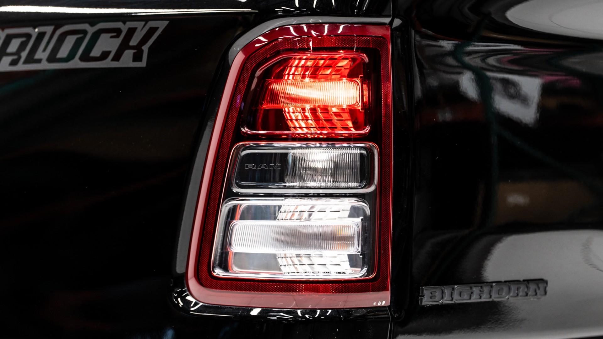 2022 RAM 1500 in DIAMOND BLACK CRYSTAL PEARLCOAT, photo 15 of 51