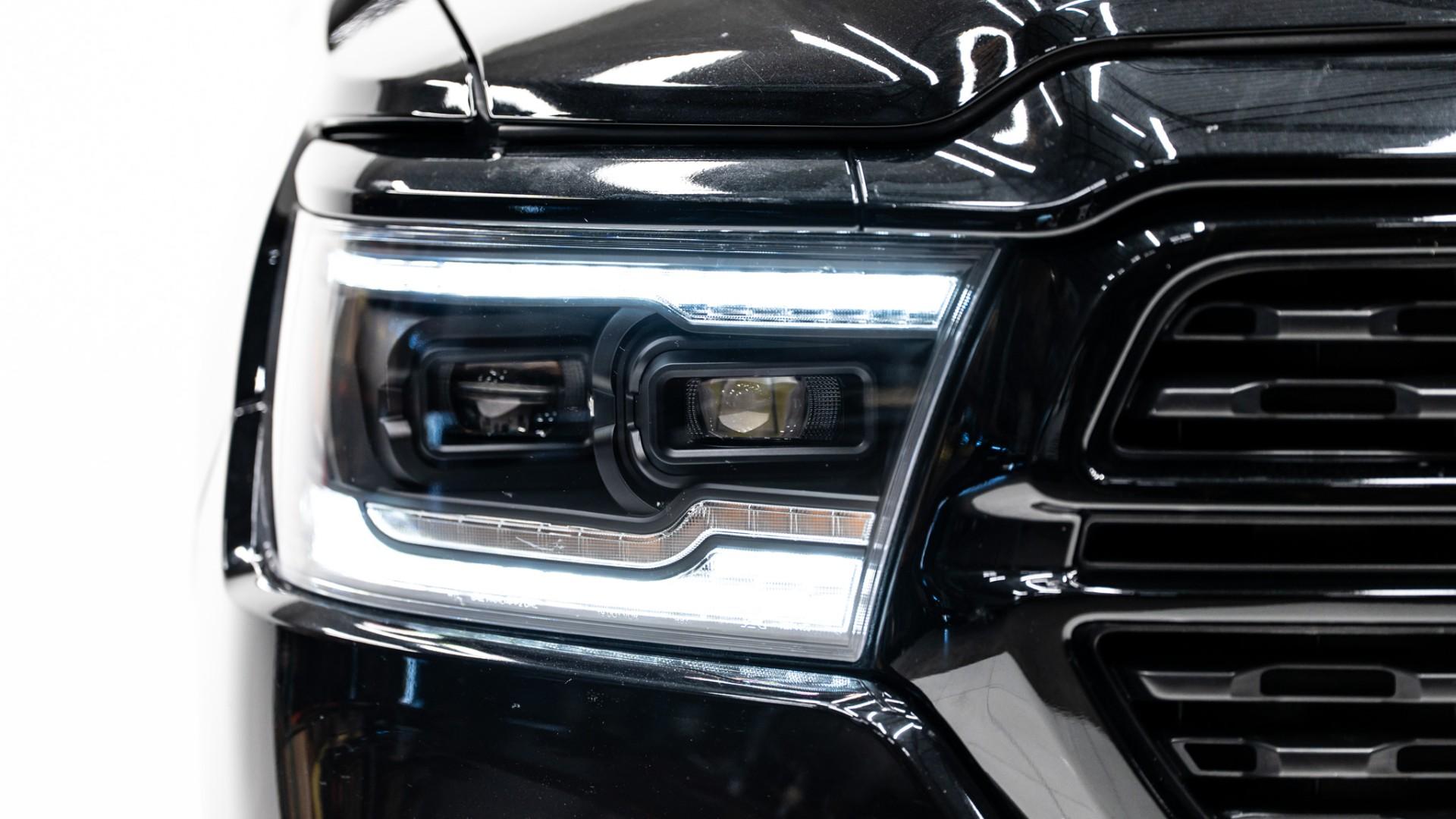 2022 RAM 1500 in DIAMOND BLACK CRYSTAL PEARLCOAT, photo 21 of 51