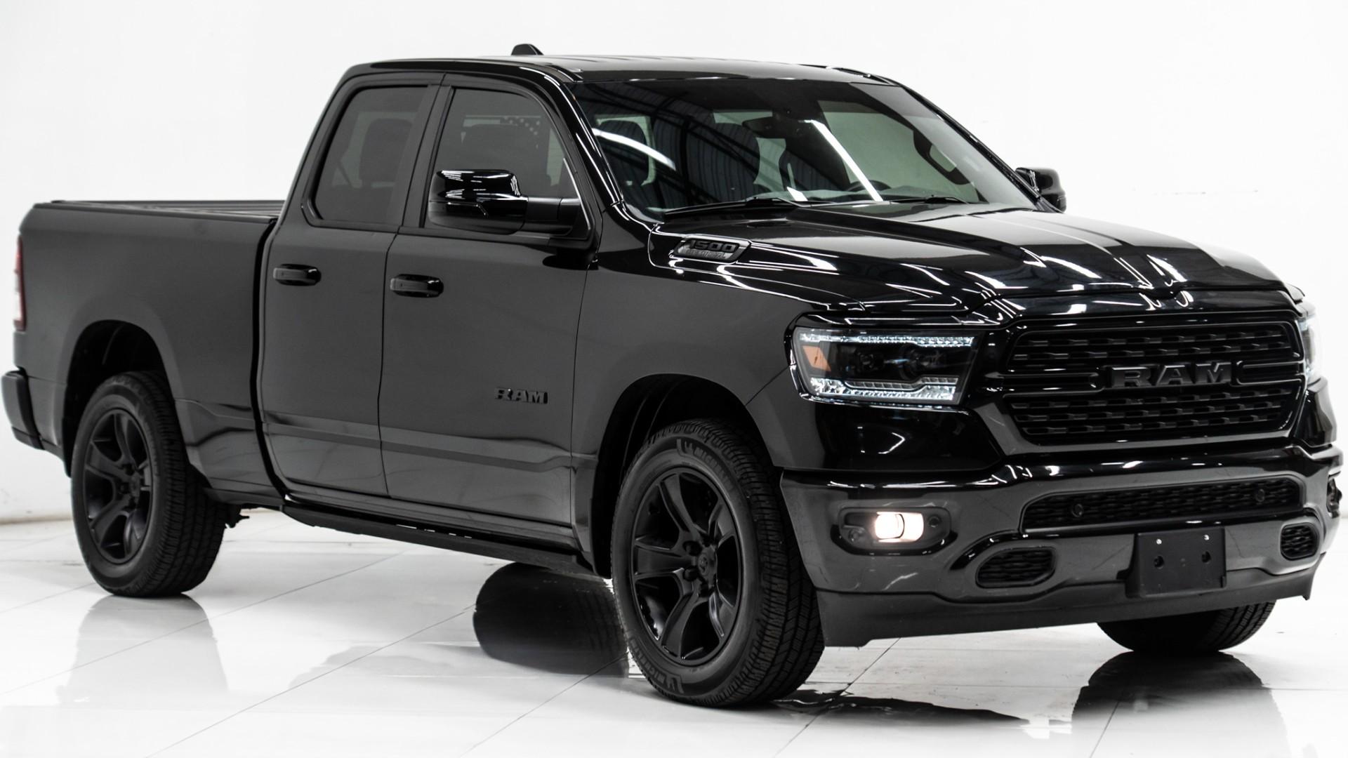 2022 RAM 1500 in DIAMOND BLACK CRYSTAL PEARLCOAT, photo 2 of 51