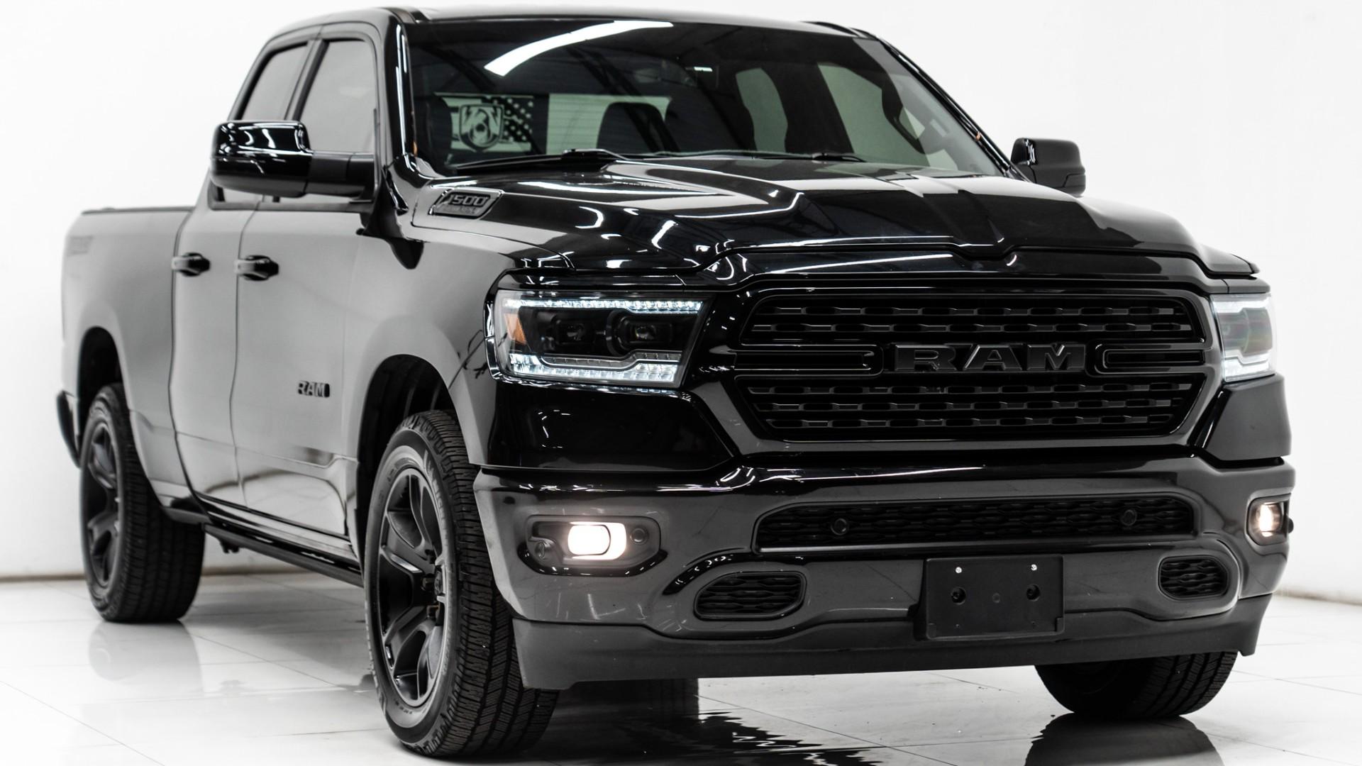 2022 RAM 1500 in DIAMOND BLACK CRYSTAL PEARLCOAT, photo 3 of 51