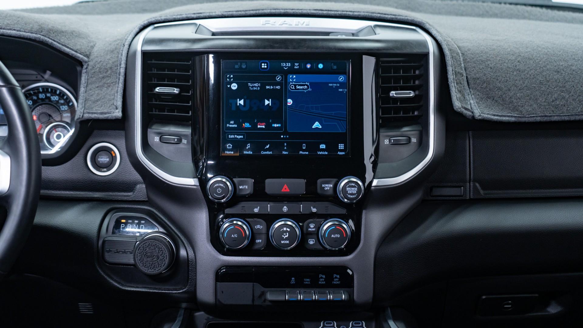 2022 RAM 1500 in DIAMOND BLACK CRYSTAL PEARLCOAT, photo 38 of 51