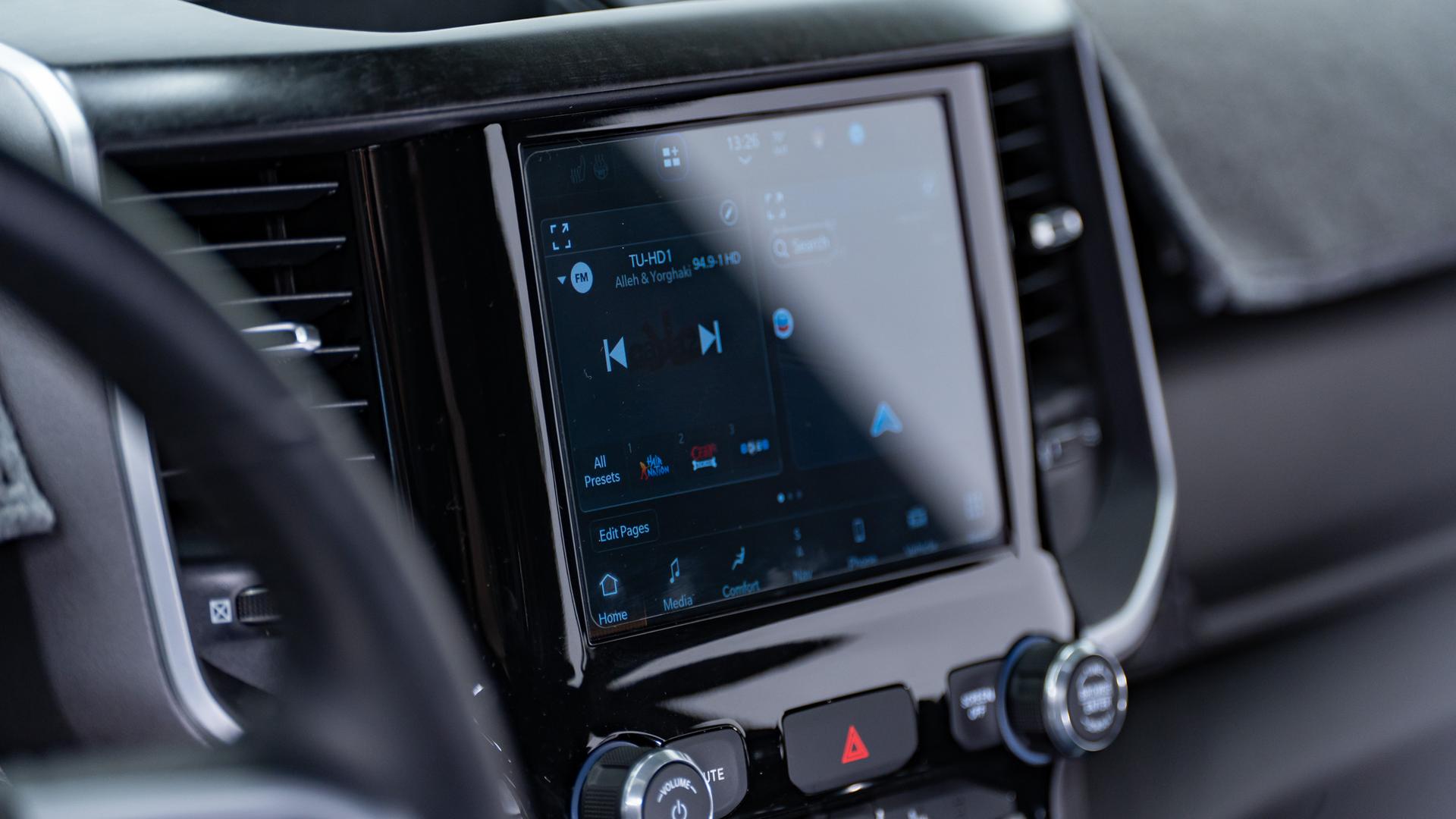 2022 RAM 1500 in DIAMOND BLACK CRYSTAL PEARLCOAT, photo 45 of 51