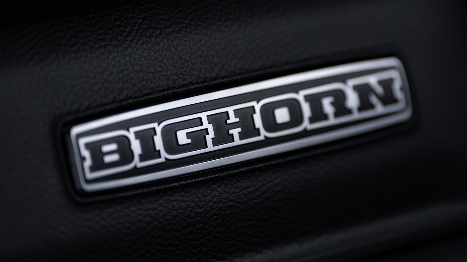 2022 RAM 1500 in DIAMOND BLACK CRYSTAL PEARLCOAT, photo 49 of 51