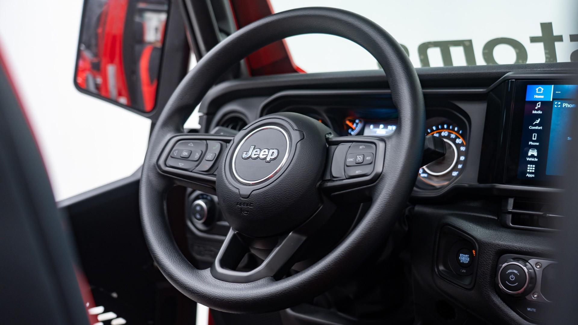 2025 JEEP GLADIATOR in Red, photo 39 of 58
