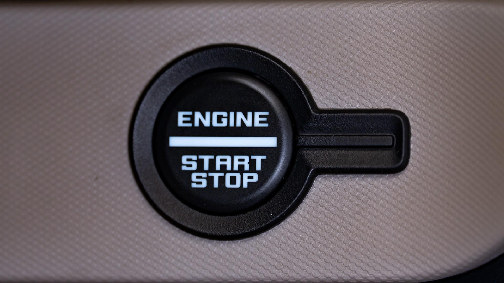 2022 FORD BRONCO in Gray, photo 34 of 60