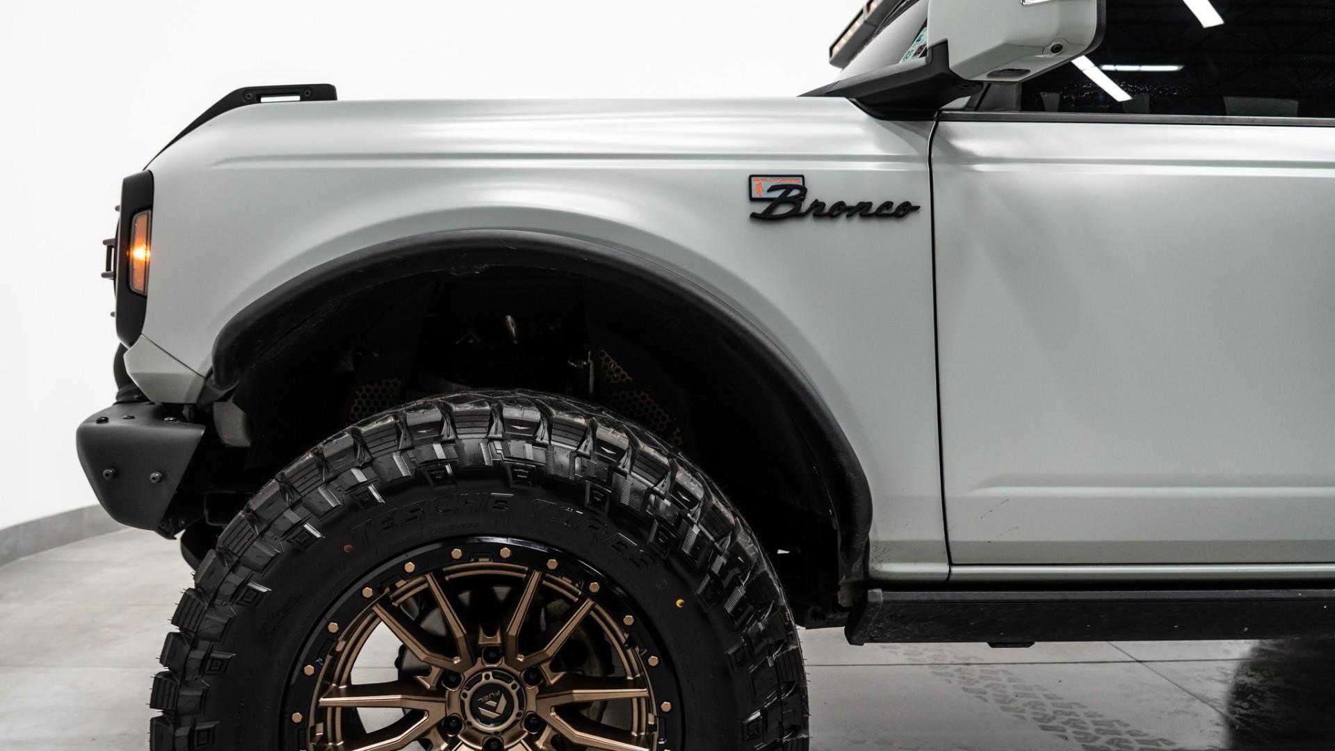 2022 FORD BRONCO in Gray, photo 10 of 60