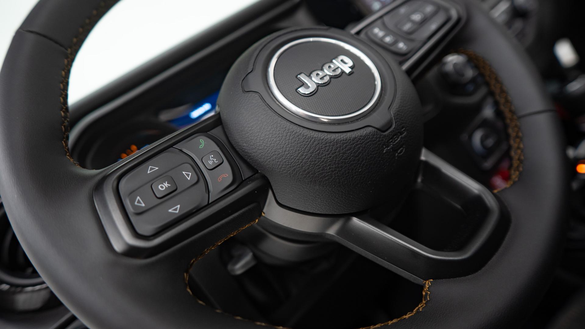 2024 JEEP WRANGLER in Green, photo 48 of 59