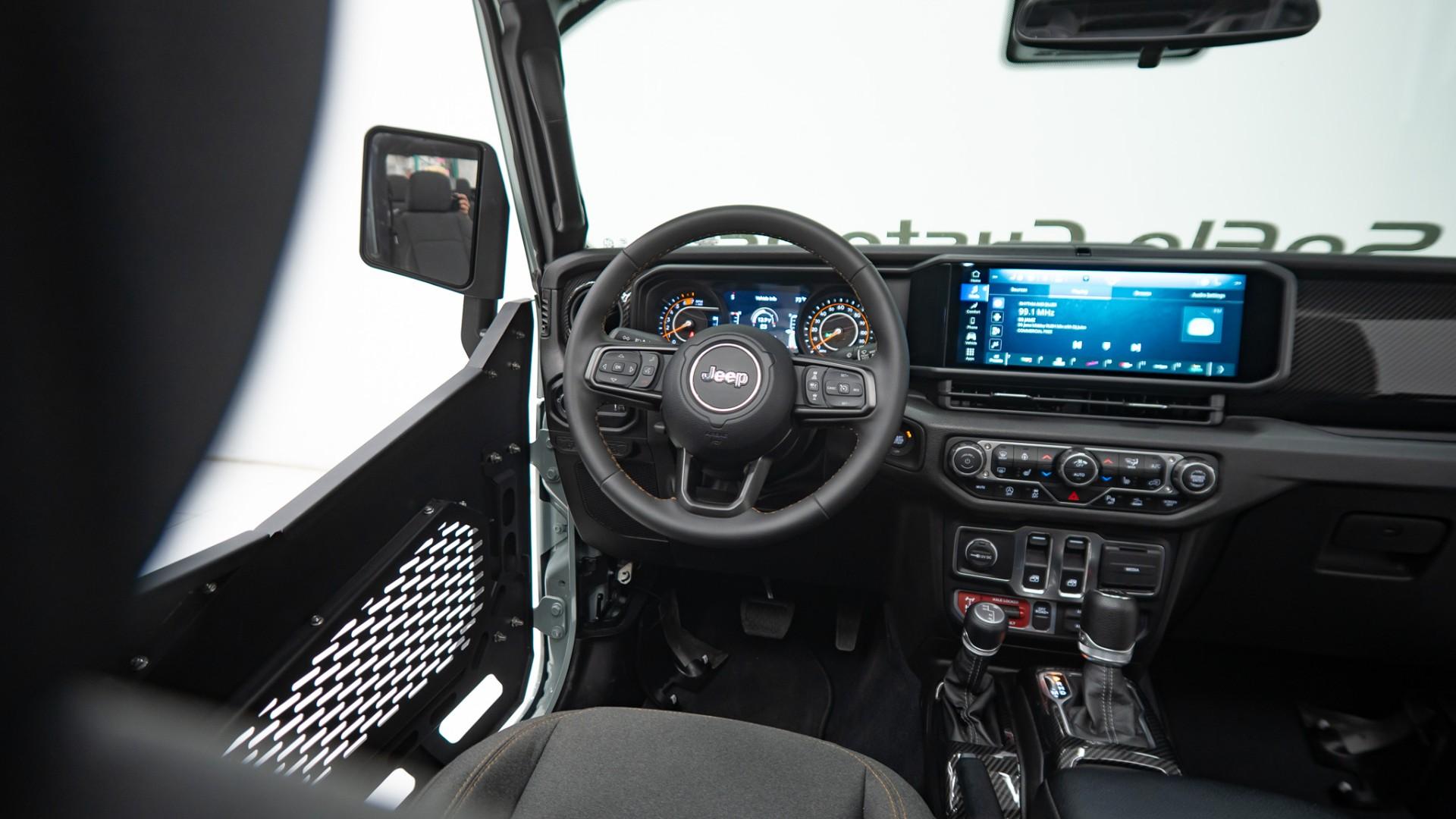 2024 JEEP WRANGLER in Green, photo 39 of 59