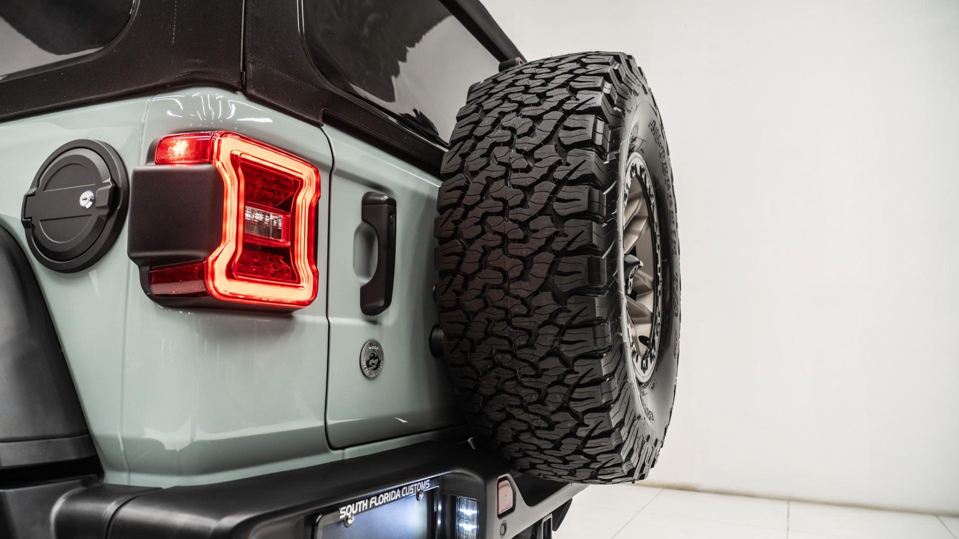 2024 JEEP WRANGLER in Green, photo 32 of 59